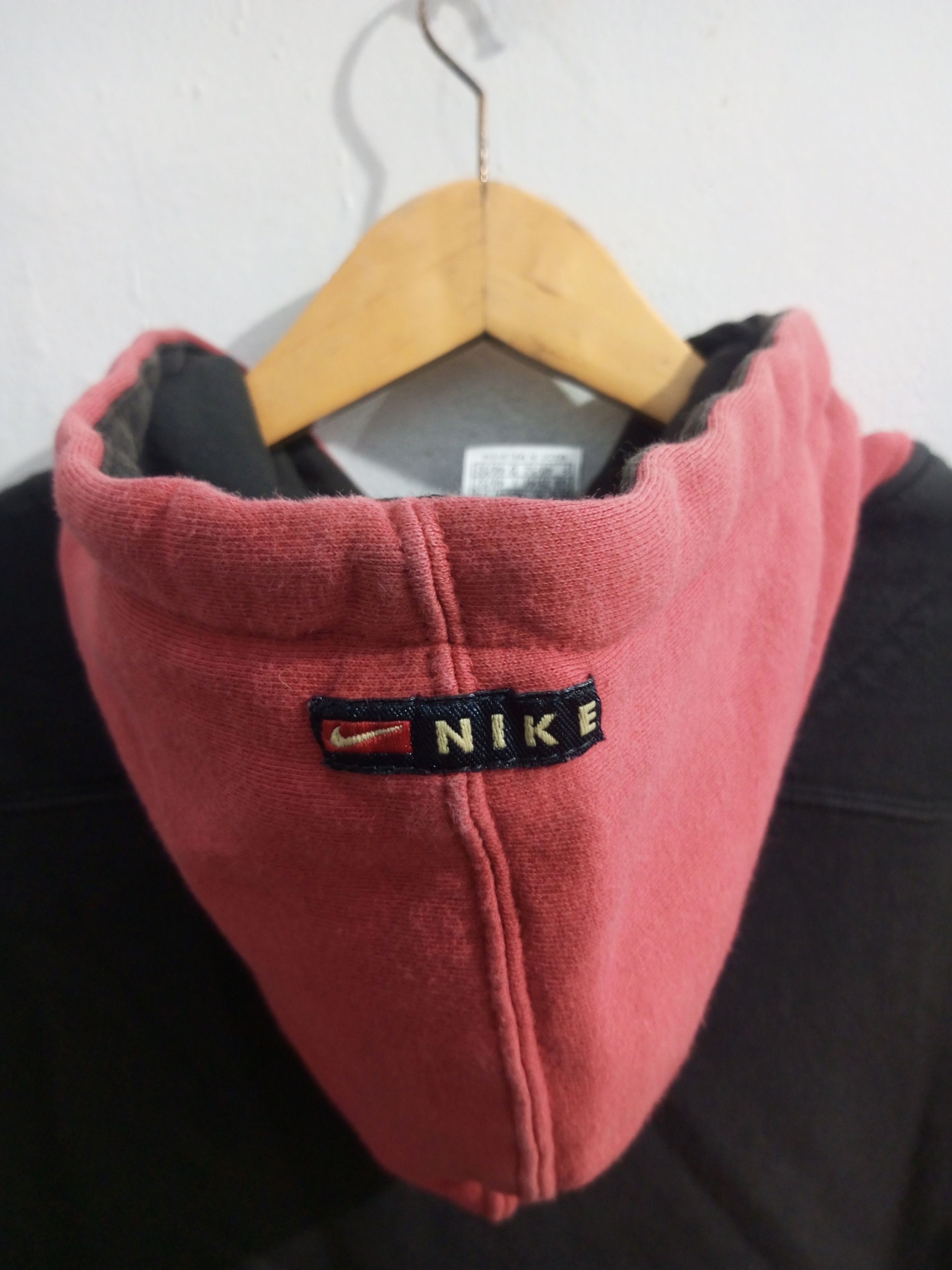 Nike × Vintage Vintage nike big Swoosh sun fadded hoodie Size US M / EU 48-50 / 2 - 12 Thumbnail