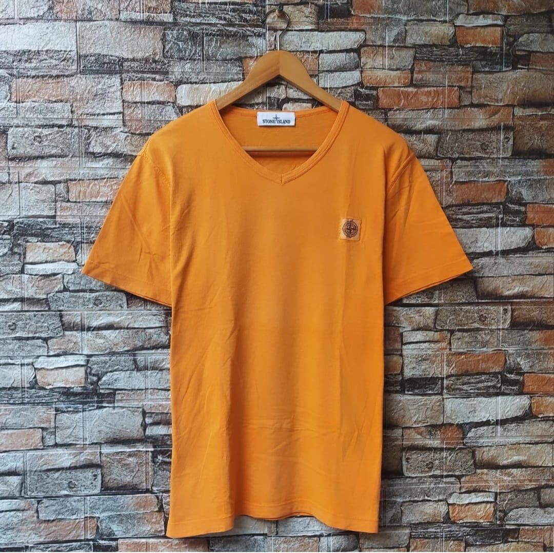 Stone Island STONE ISLAND Vneck Tshirt Size US M / EU 48-50 / 2 - 1 Thumbnail
