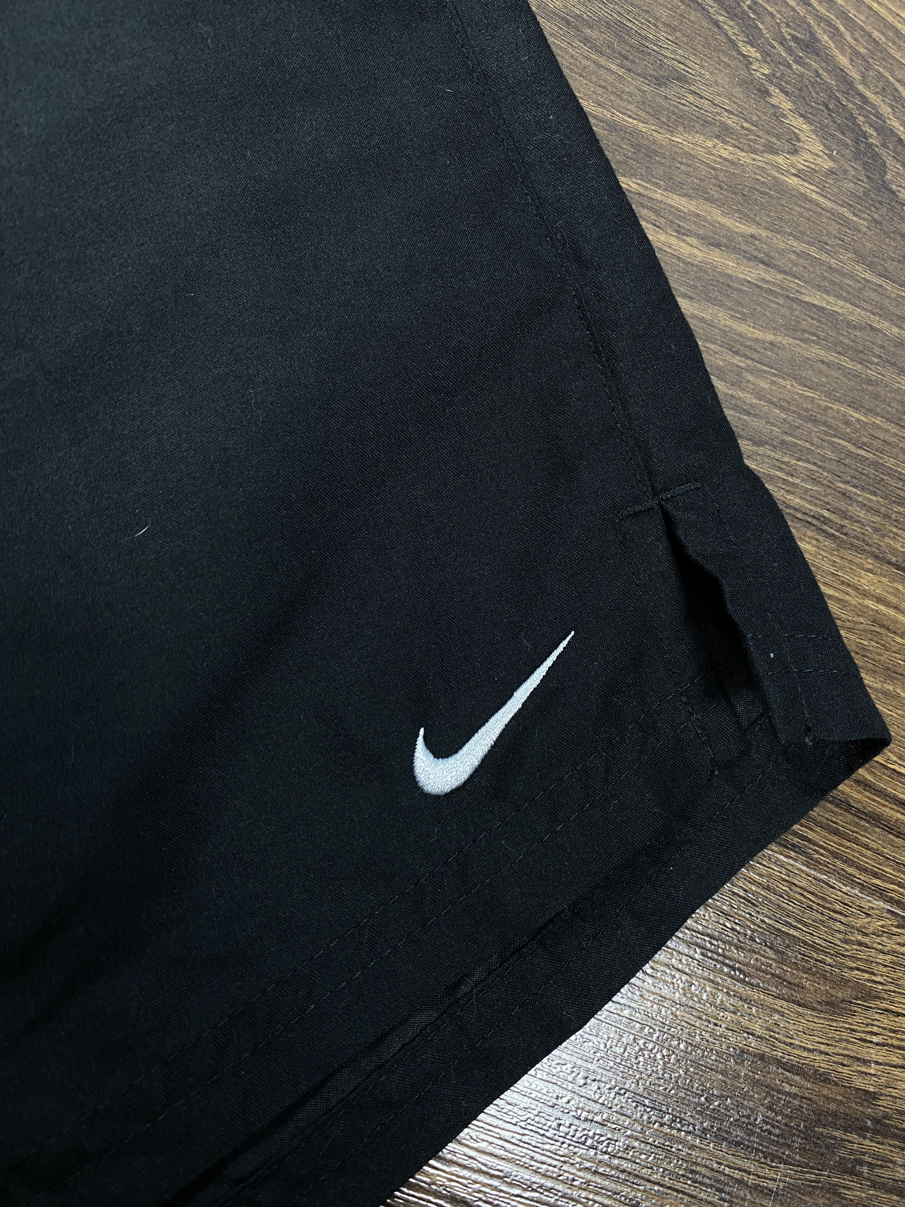 Nike Nike Mens Nylon Shorts y2k Size US 32 / EU 48 - 3 Thumbnail