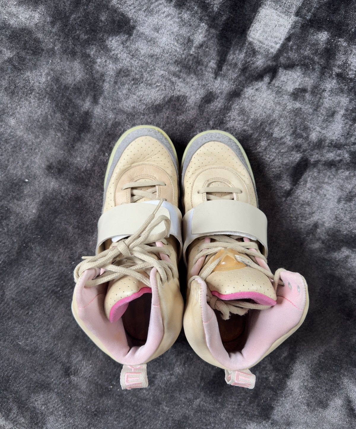Kanye West × Nike Nike Air Yeezy 1 "Net Tan" Size US 10.5 / EU 43-44 - 8 Thumbnail