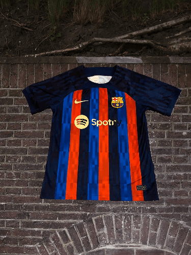 Nike Nike FC Barcelona Spotify Soccer Jersey FOOTBALL TEE Size US S / EU 44-46 / 1 - 1 Thumbnail