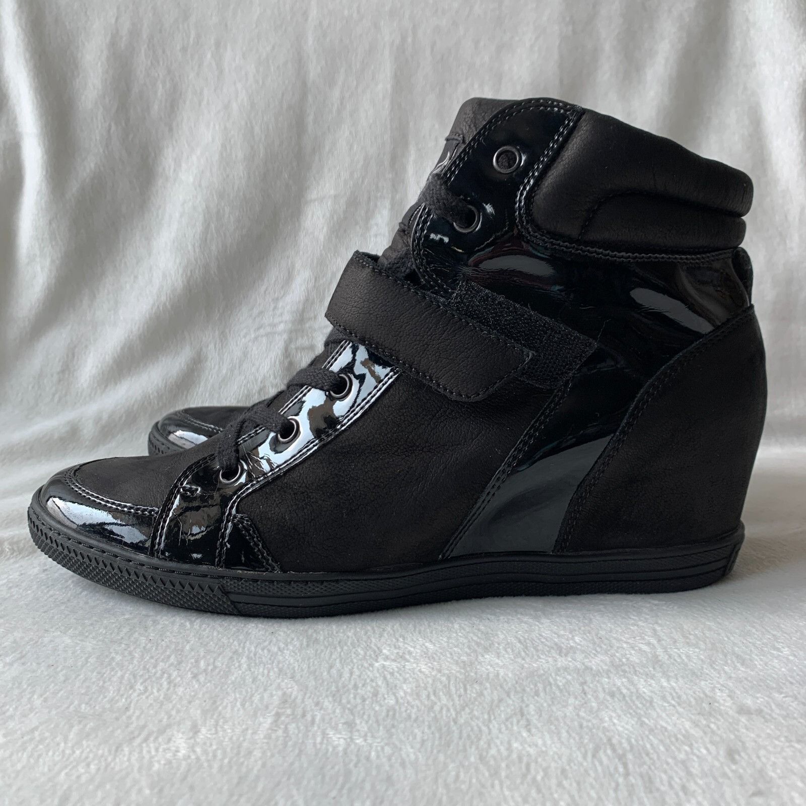 Other Paul Green Leather Sneakers Boots Women's Size 7 Black Lace Size US 7 / IT 37 - 3 Thumbnail