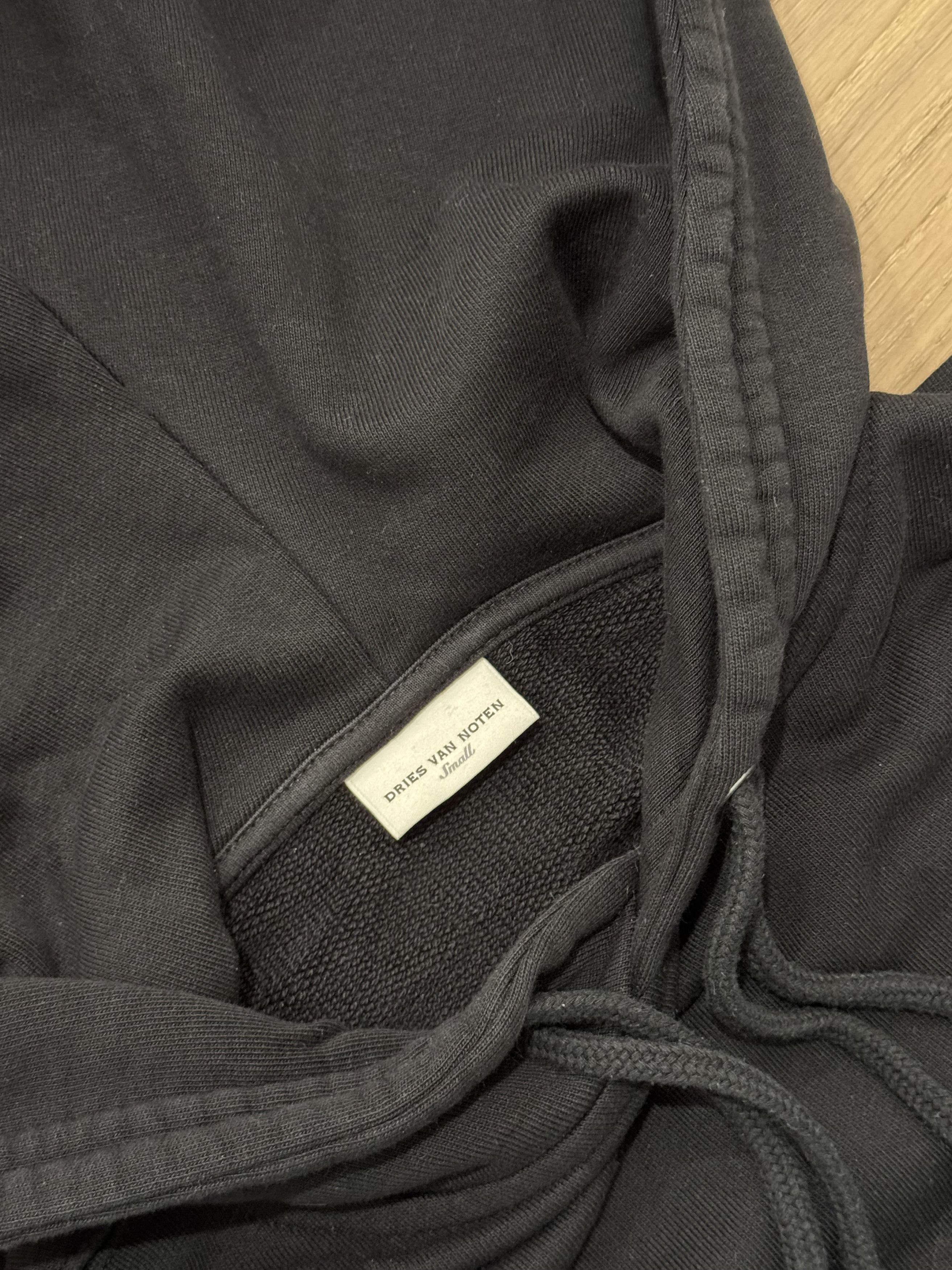 Dries Van Noten Dries Van Noten Drawstring Relaxed Hoodie Black Men Sz SMALL Size US S / EU 44-46 / 1 - 3 Thumbnail
