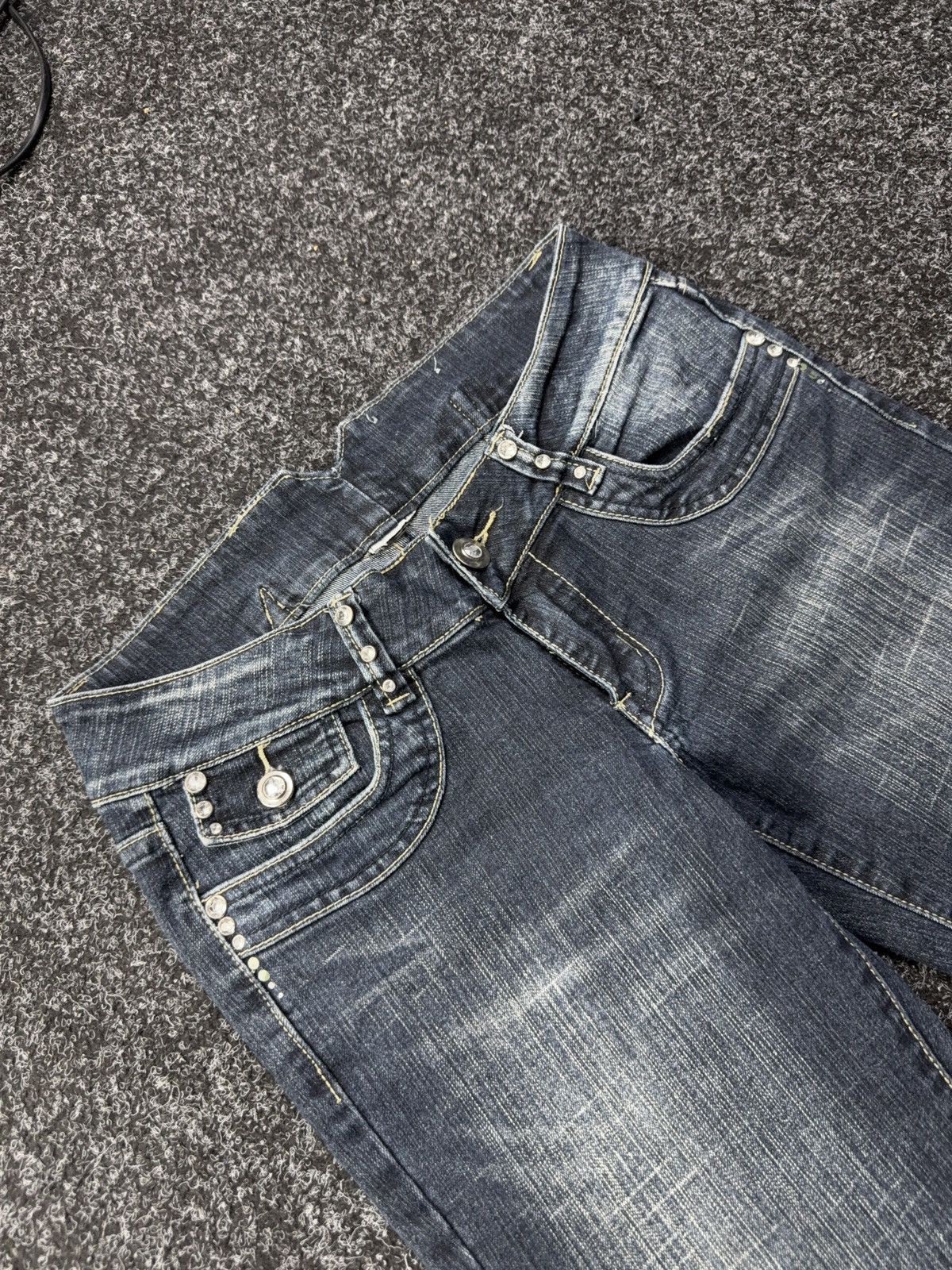 Japanese Brand Retro 00s Y2K Rhinestone Embroidered Bootcut Jeans Size 27" / US 4 / IT 40 - 6 Thumbnail