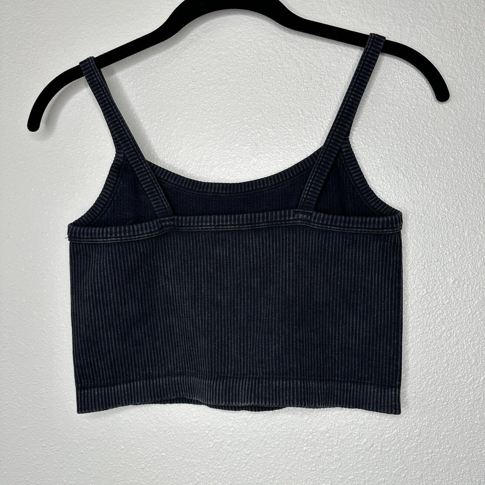 Forever 21 Forever 21 Black Square Neck Spaghetti Strap Crop Top S / M Size S / US 4 / IT 40 - 3 Thumbnail