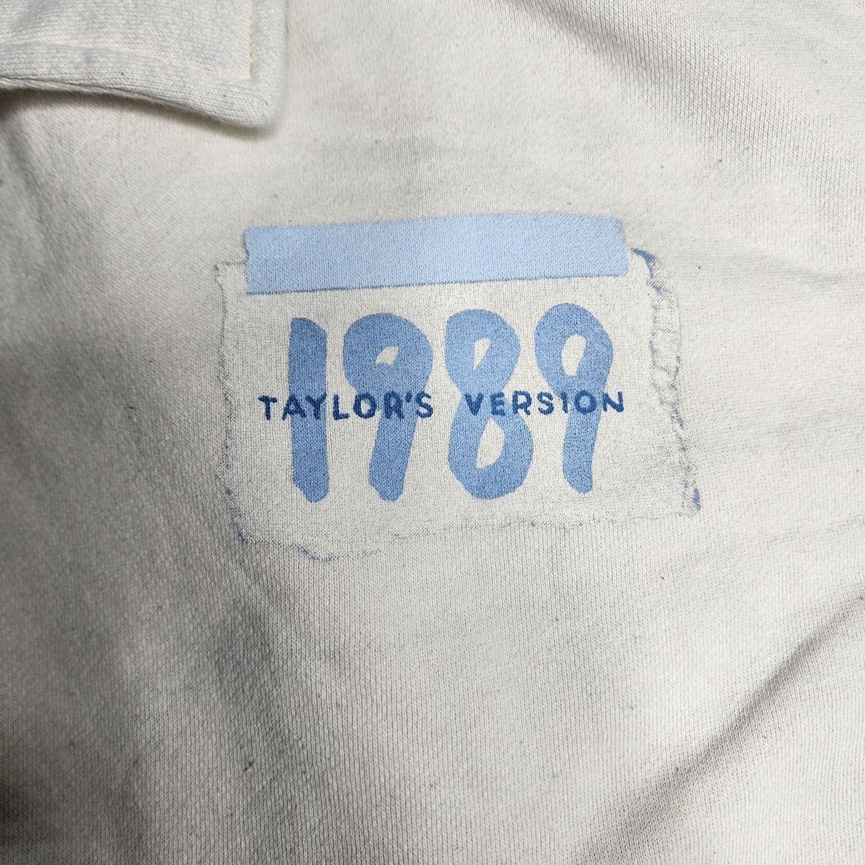 Vintage Taylor Swift Pullover Womens L Beige Found Wonderland Quarter Zip Size Size L / US 10 / IT 46 - 7 Thumbnail