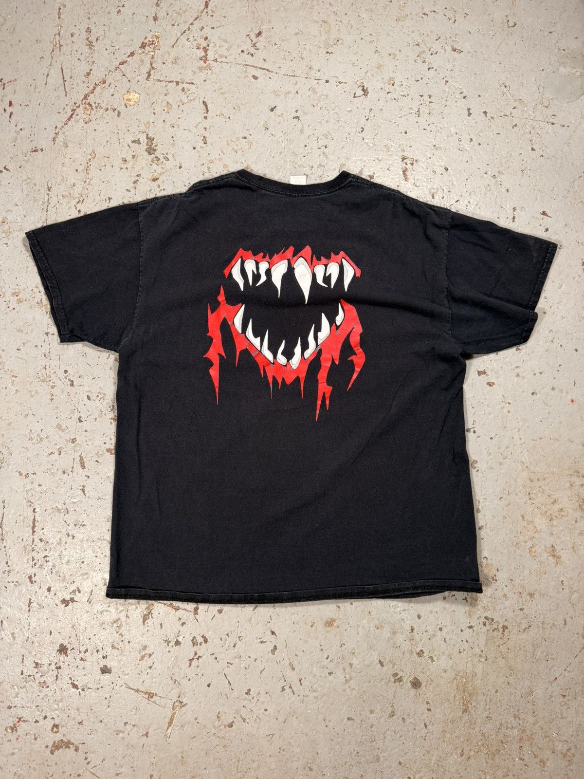 Vintage Vintage Finn Baylor Vampire Tee Wwe Size US XL / EU 56 / 4 - 1 Thumbnail