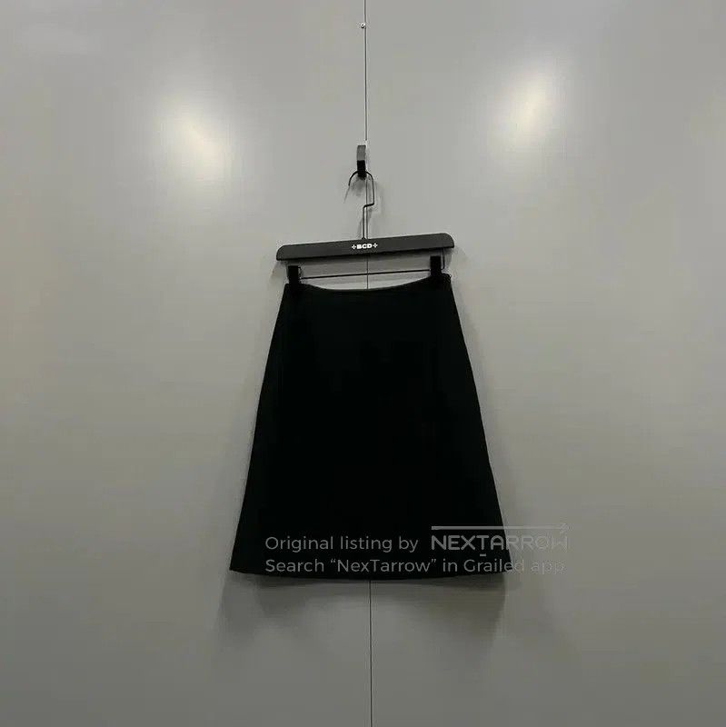 Prada Prada Black Cotton A-Line Skirt for Summer. Size 28" / US 6 / IT 42 - 1 Thumbnail