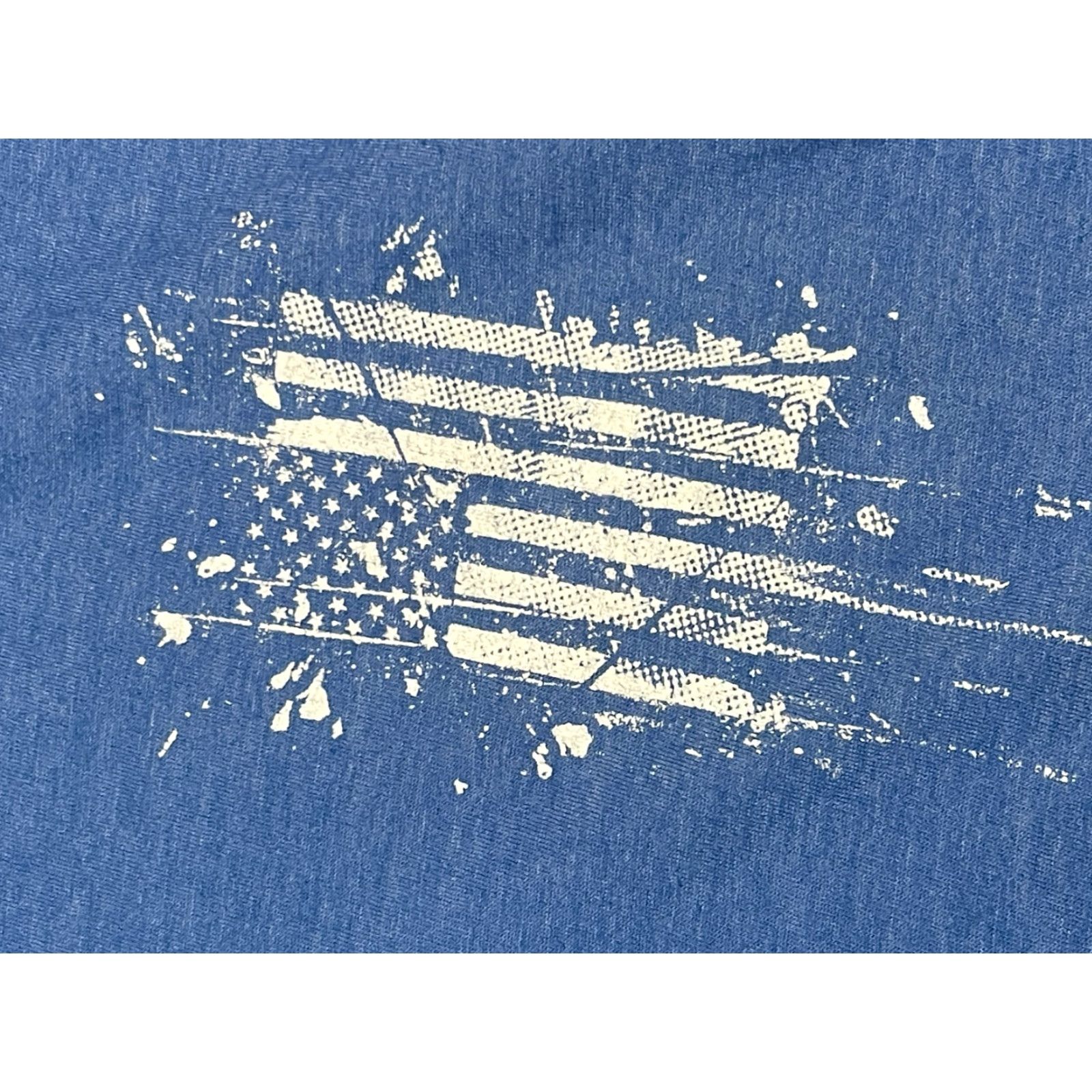 Vintage MFG Howitzer Patriot Shirt Mens Large White Print USA FLAG T-Shirt Short Sleeve Blue Graphic Print Size US L / EU 52-54 / 3 - 4 Thumbnail
