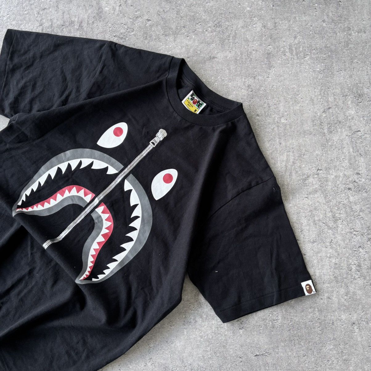 Bape BAPE Shark Big Logo T-Shirt Size US M / EU 48-50 / 2 - 2 Thumbnail