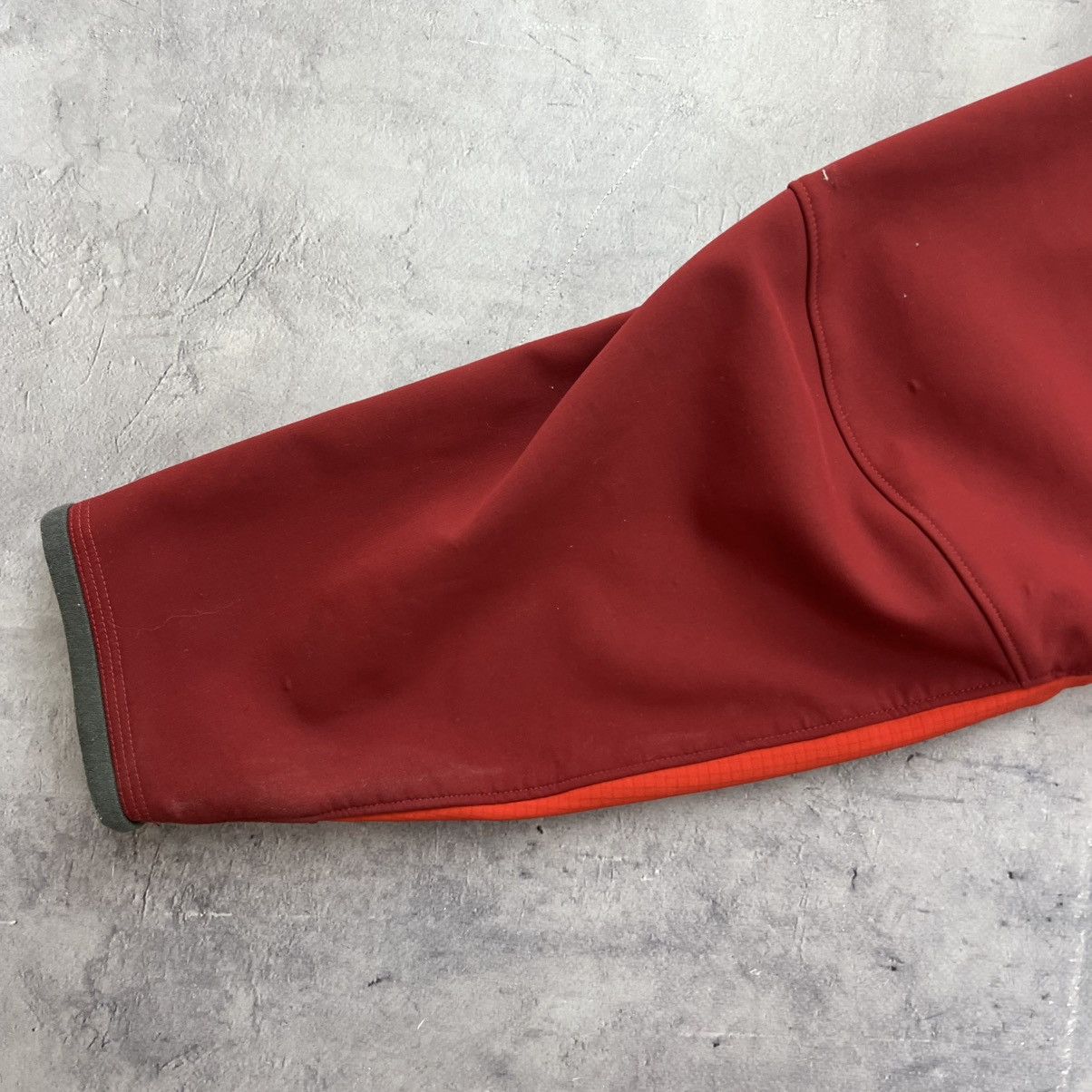 Arc'teryx Rare! Arcteryx Sigma AR Soft Shell Jacket Vintage 90s Size US L / EU 52-54 / 3 - 15 Thumbnail