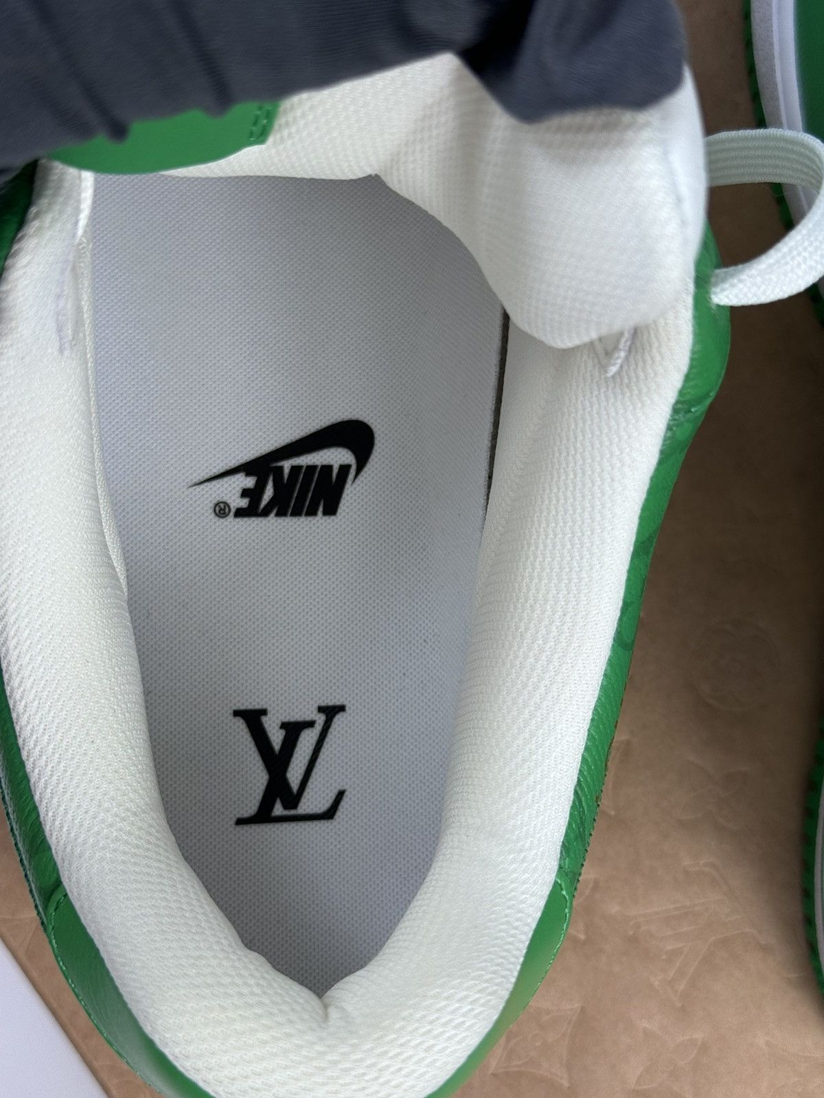 Louis Vuitton AIR FORCE 1 GREEN MONOGRAM SNEAKERS (VERY RARE SIZE) Size US 12 / EU 45 - 16 Thumbnail