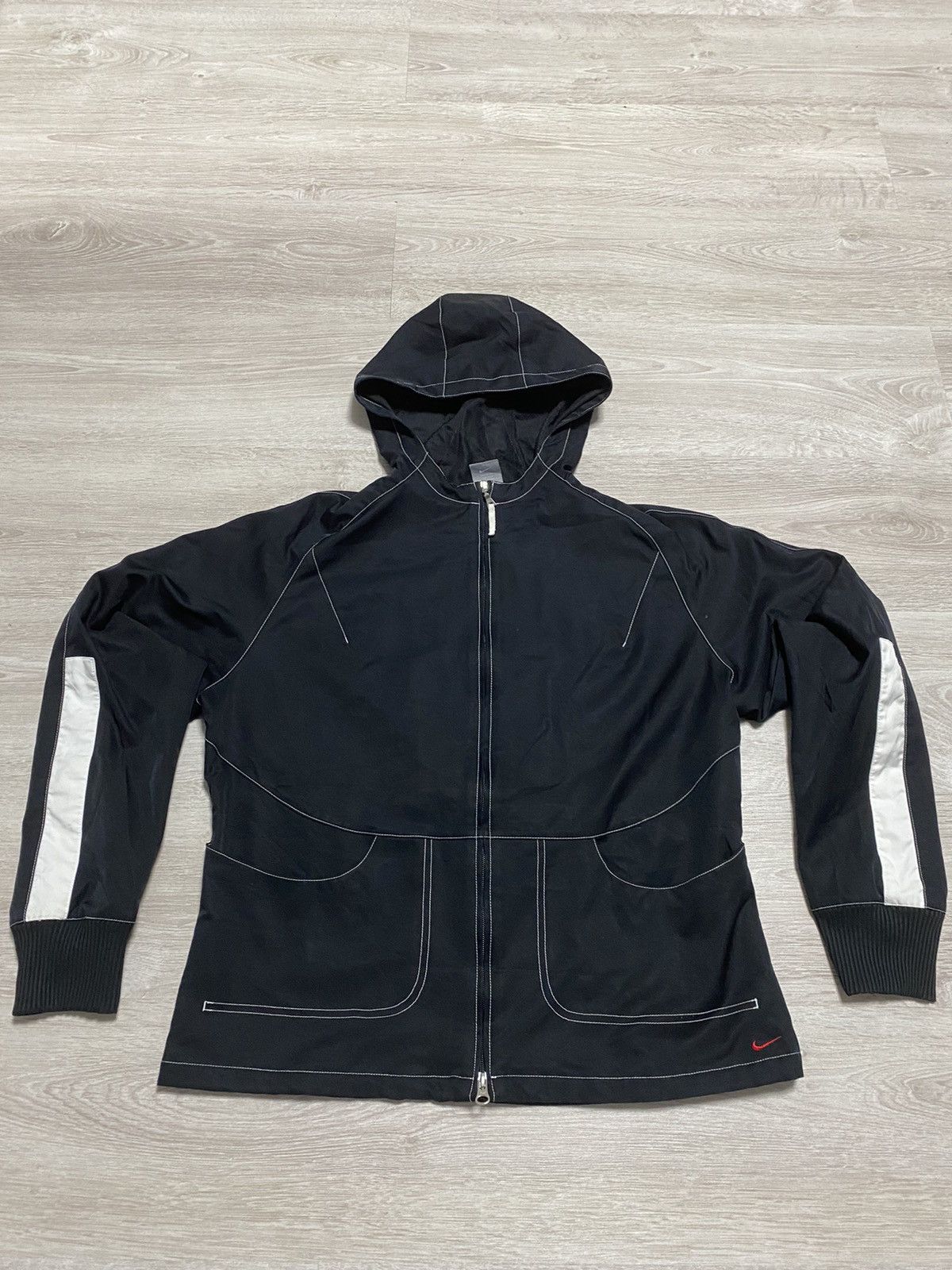 Nike Vintage Nike Track Jacket 00’s Y2K size 18 XL Size XL / US 12-14 / IT 48-50 - 1 Thumbnail