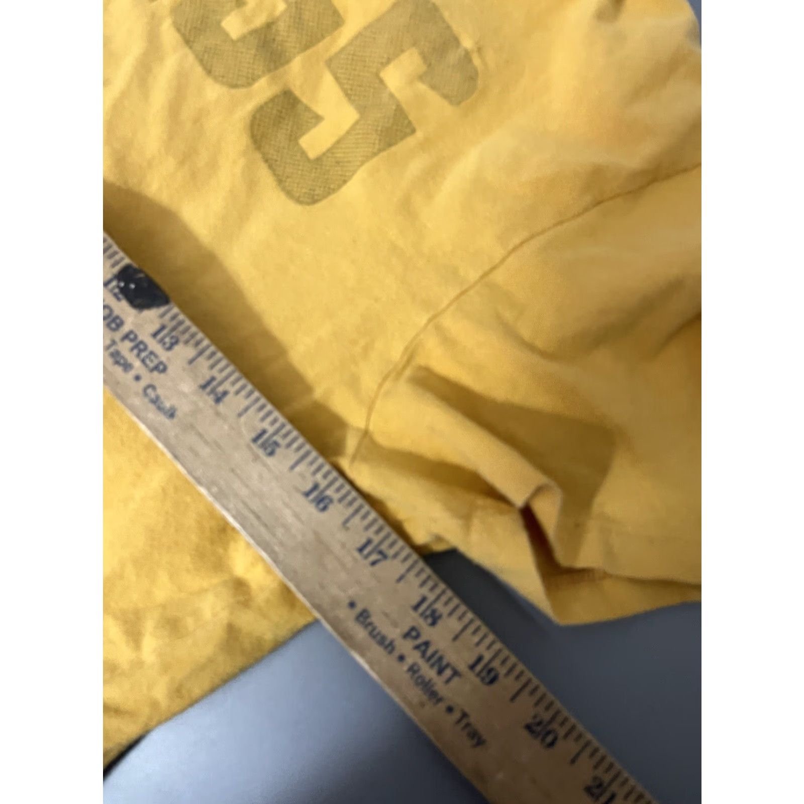 Guess GUESS Crewneck Knit T-Shirt Mens Medium Short Sleeve Yellow Cotton Blend Vintage No Size US M / EU 48-50 / 2 - 6 Thumbnail