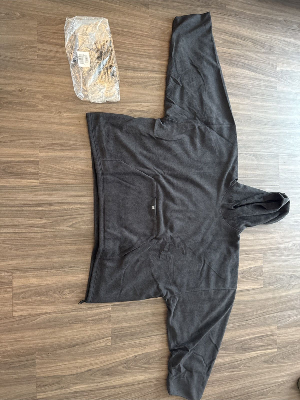 Balenciaga × Gap × Yeezy YEEZY x GAP x Balenciaga 32 Polar Fleece Hoodie Black - XL Size US XL / EU 56 / 4 - 1 Thumbnail