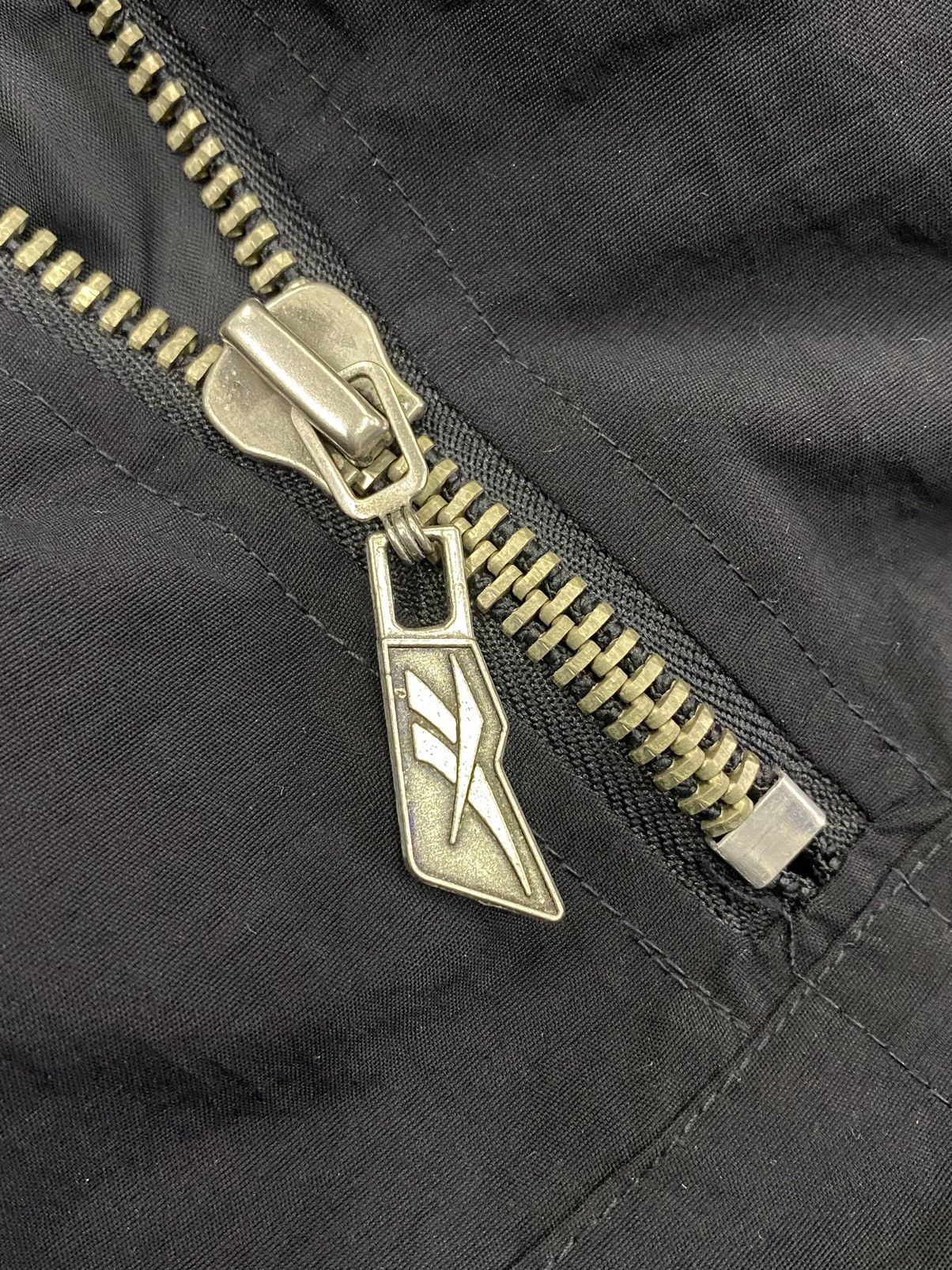 Reebok Vtg Reebok Noriyuki Makihara Light Zipper Hoodie (L) Size US L / EU 52-54 / 3 - 12 Thumbnail