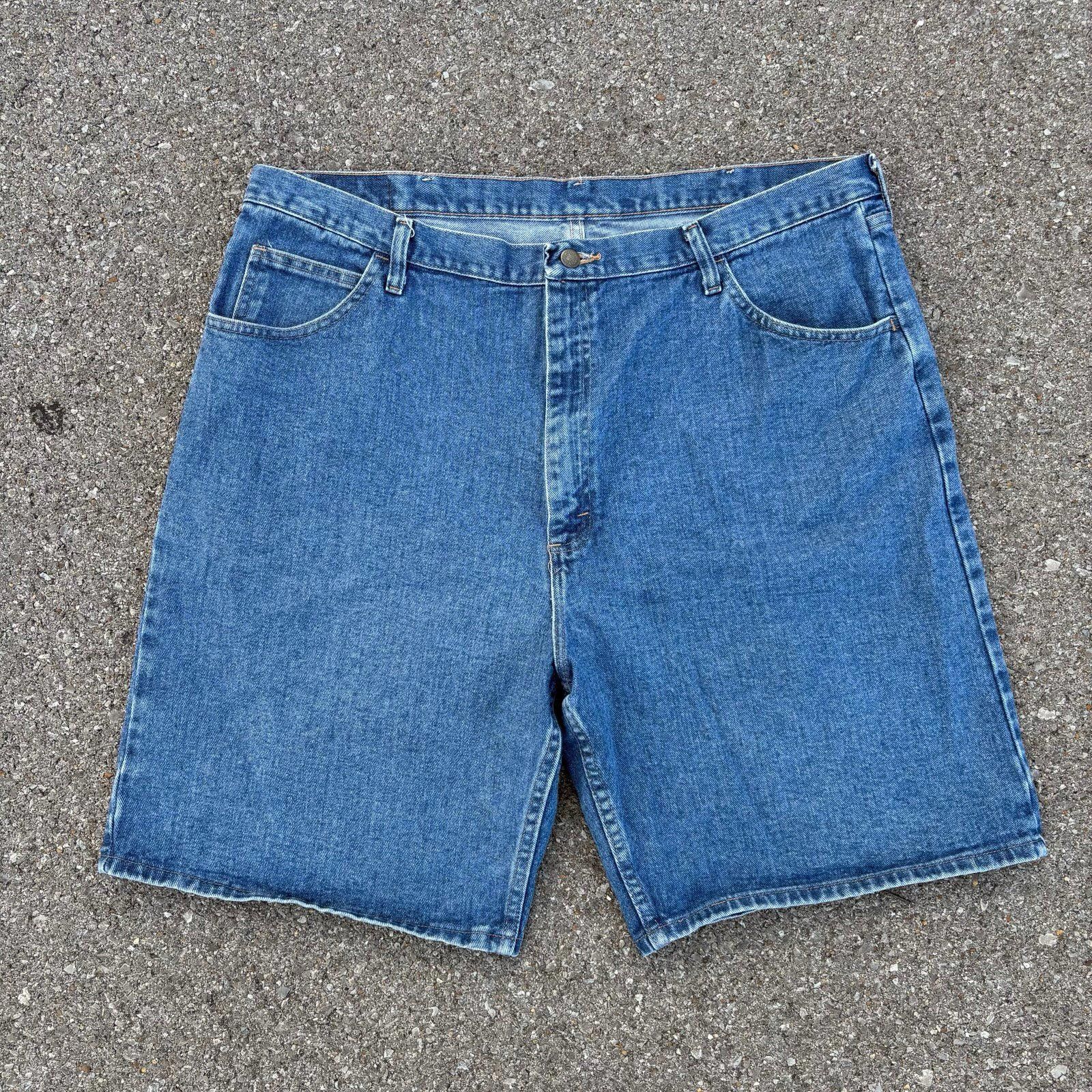 Wrangler Vintage baggy jorts Size US 36 / EU 52 - 2 Thumbnail