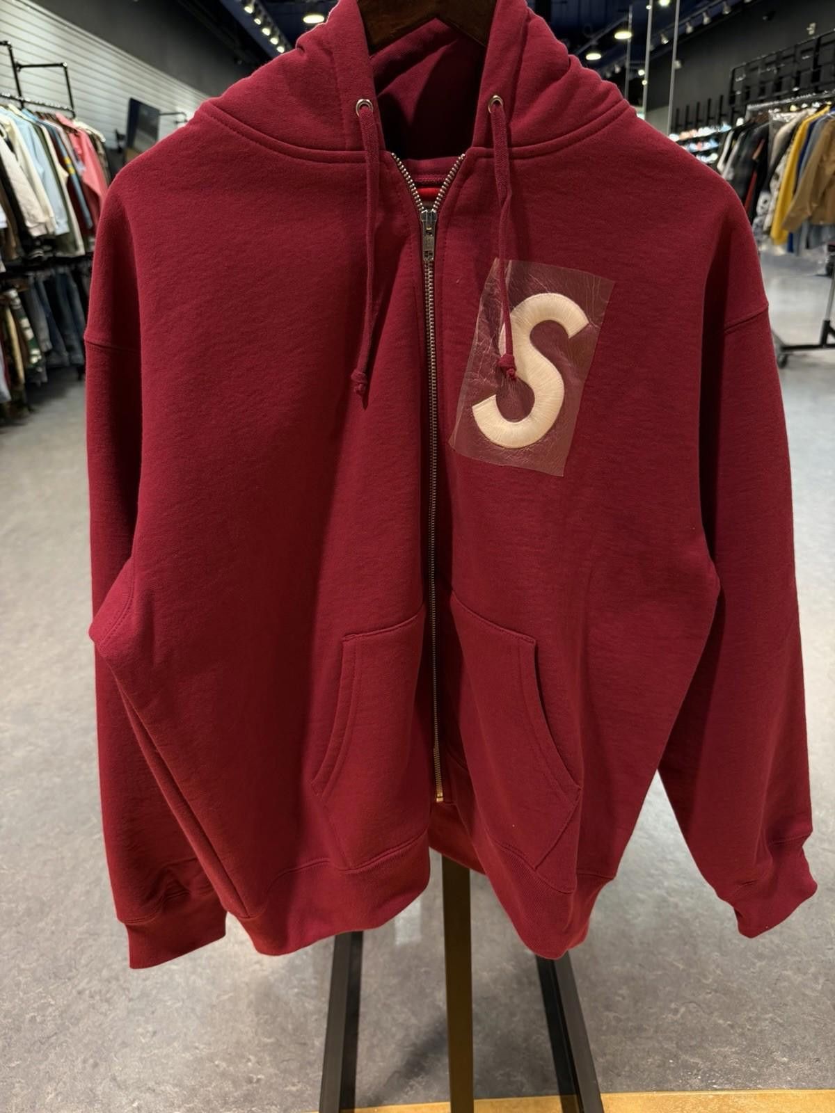 Supreme Supreme S Logo Zip Up Hooded Sweatshirt Red Size (M) NEW Size US M / EU 48-50 / 2 - 2 Thumbnail