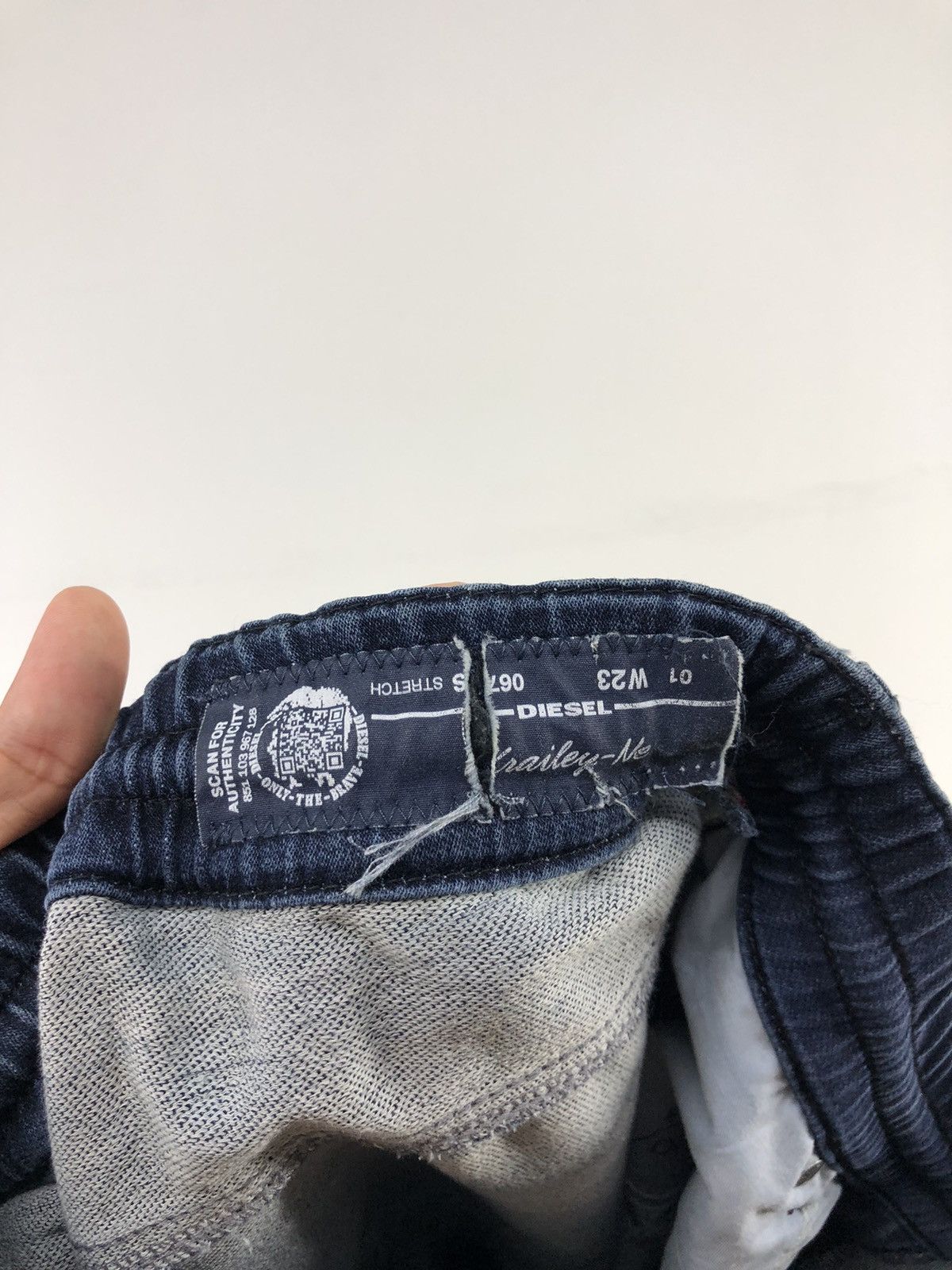 Diesel Diesel Distressed Faded Blue Denim Sweatpants Size 26-30 Size US 26 / EU 42 - 19 Thumbnail
