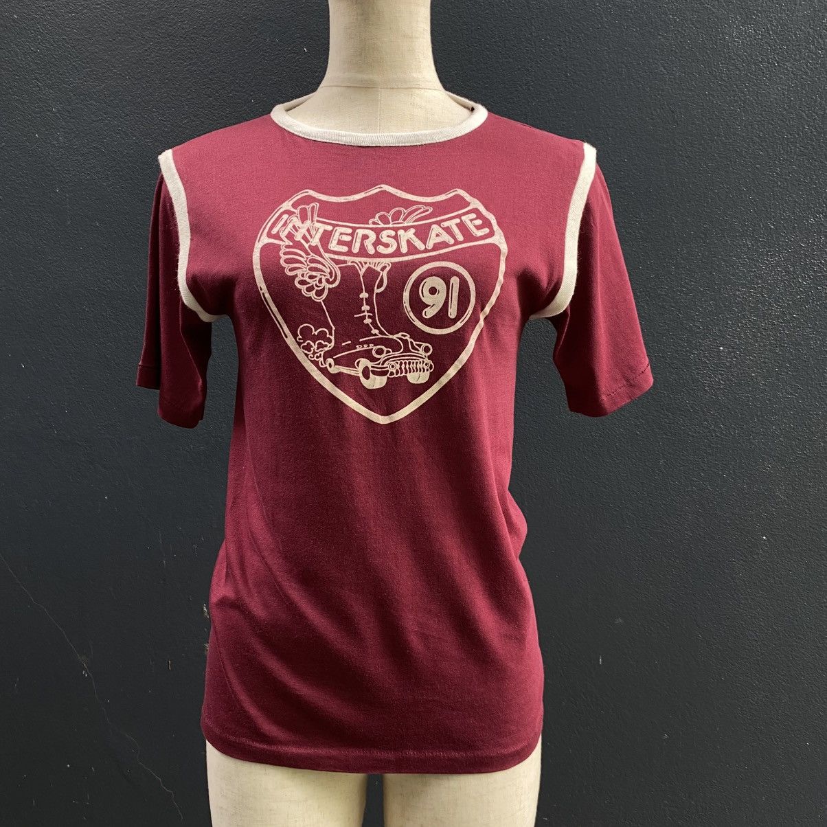 Vintage Medalisty Pride SULA Burgundy Interskate Graphic T-Shirt Size S / US 4 / IT 40 - 1 Thumbnail