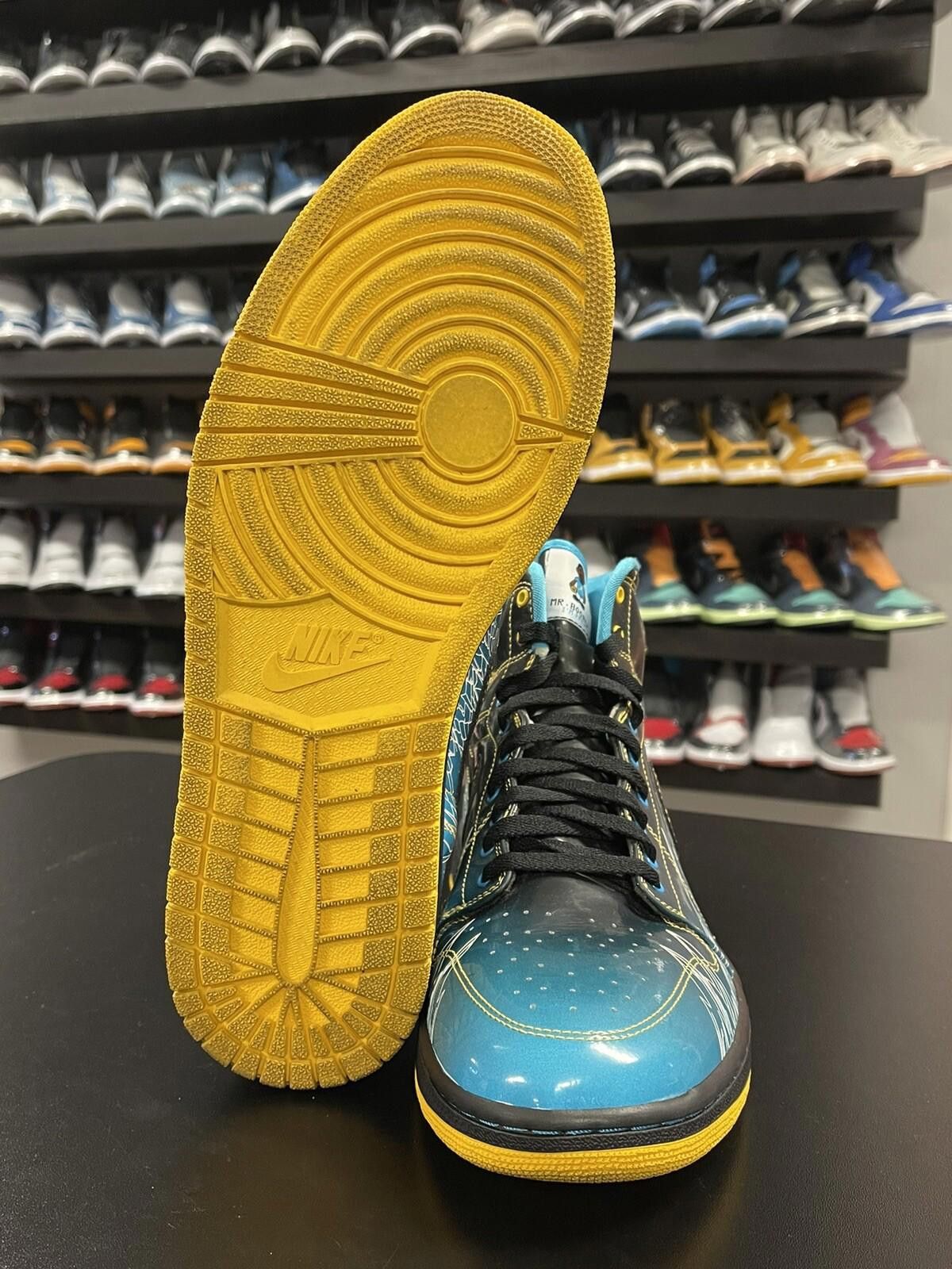 Jordan Brand Size 12 - Air Jordan 1 Retro 2008 High Doernbecher 🔥 Size US 12 / EU 45 - 9 Thumbnail