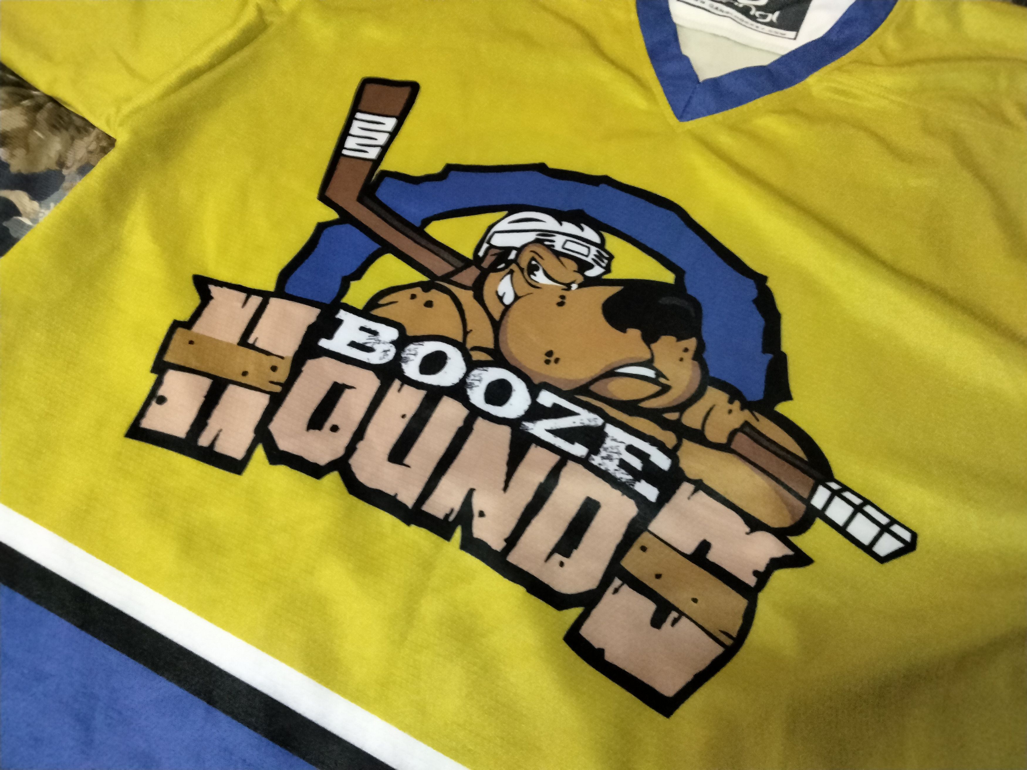 Other Amateur / Club / Rec Level "Booze Hounds" Hockey Jersey Size US M / EU 48-50 / 2 - 3 Thumbnail
