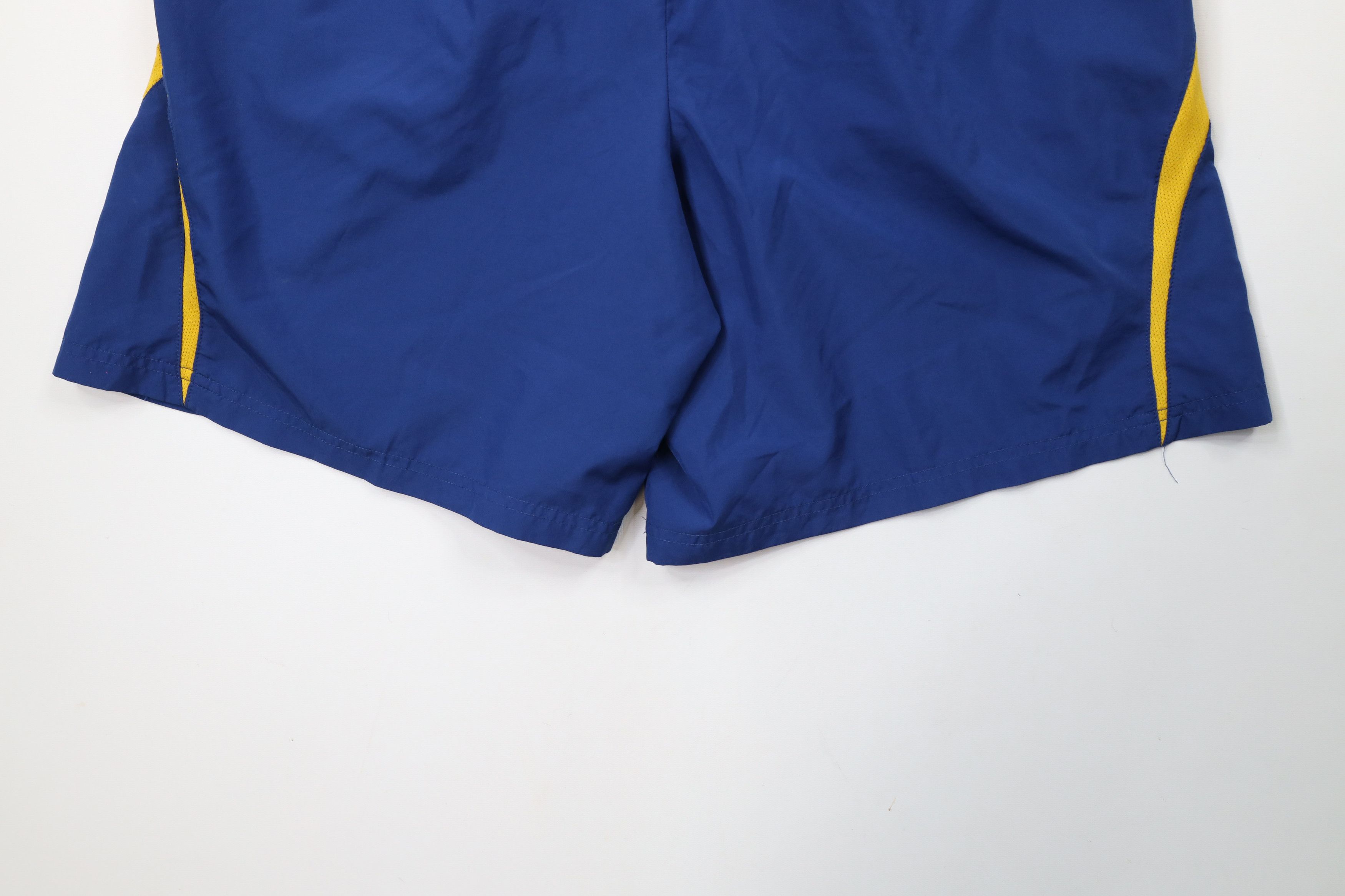 Champion × Vintage Vintage 90s Champion Classic Logo Running Soccer Shorts Blue Size US 36 / EU 52 - 12 Thumbnail