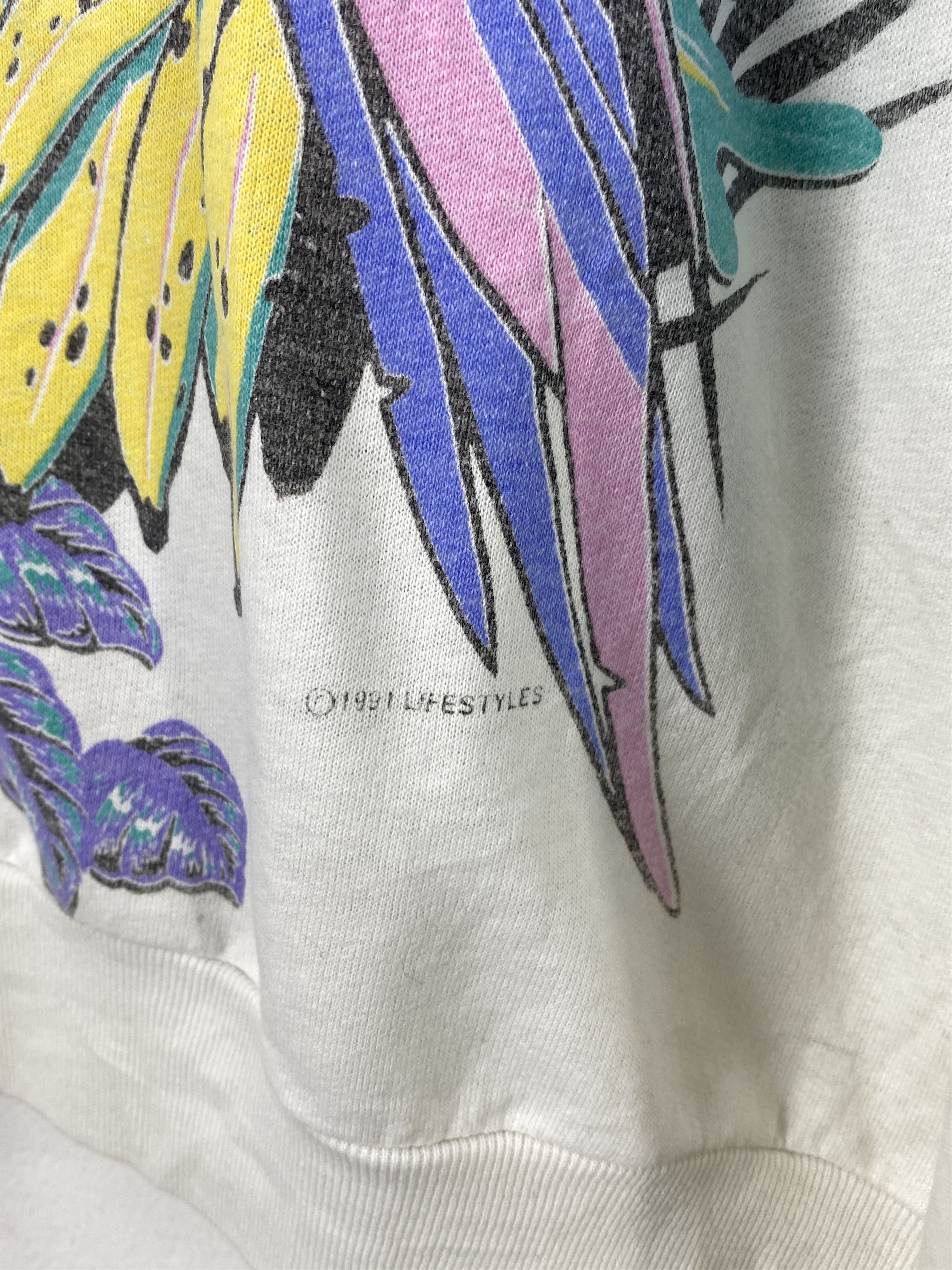 Vintage Vintage 90s Maui All overprinted Pullover Sweatshirt SH0219 Size US L / EU 52-54 / 3 - 10 Thumbnail