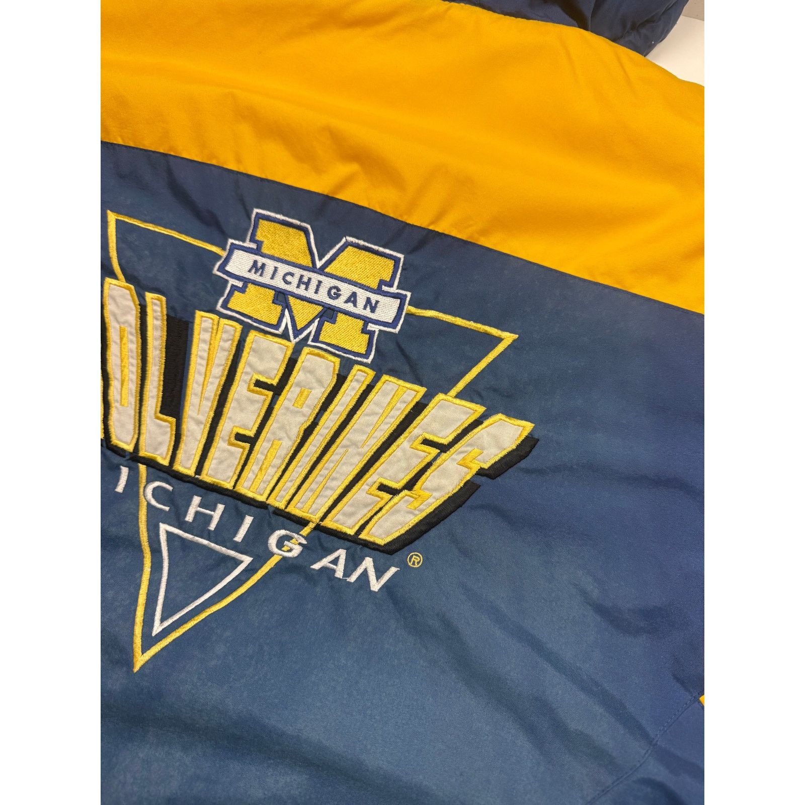 Vintage Vintage 80s/90s Michigan Wolverines Embroidered Logo NCAA XL Size US XL / EU 56 / 4 - 9 Thumbnail