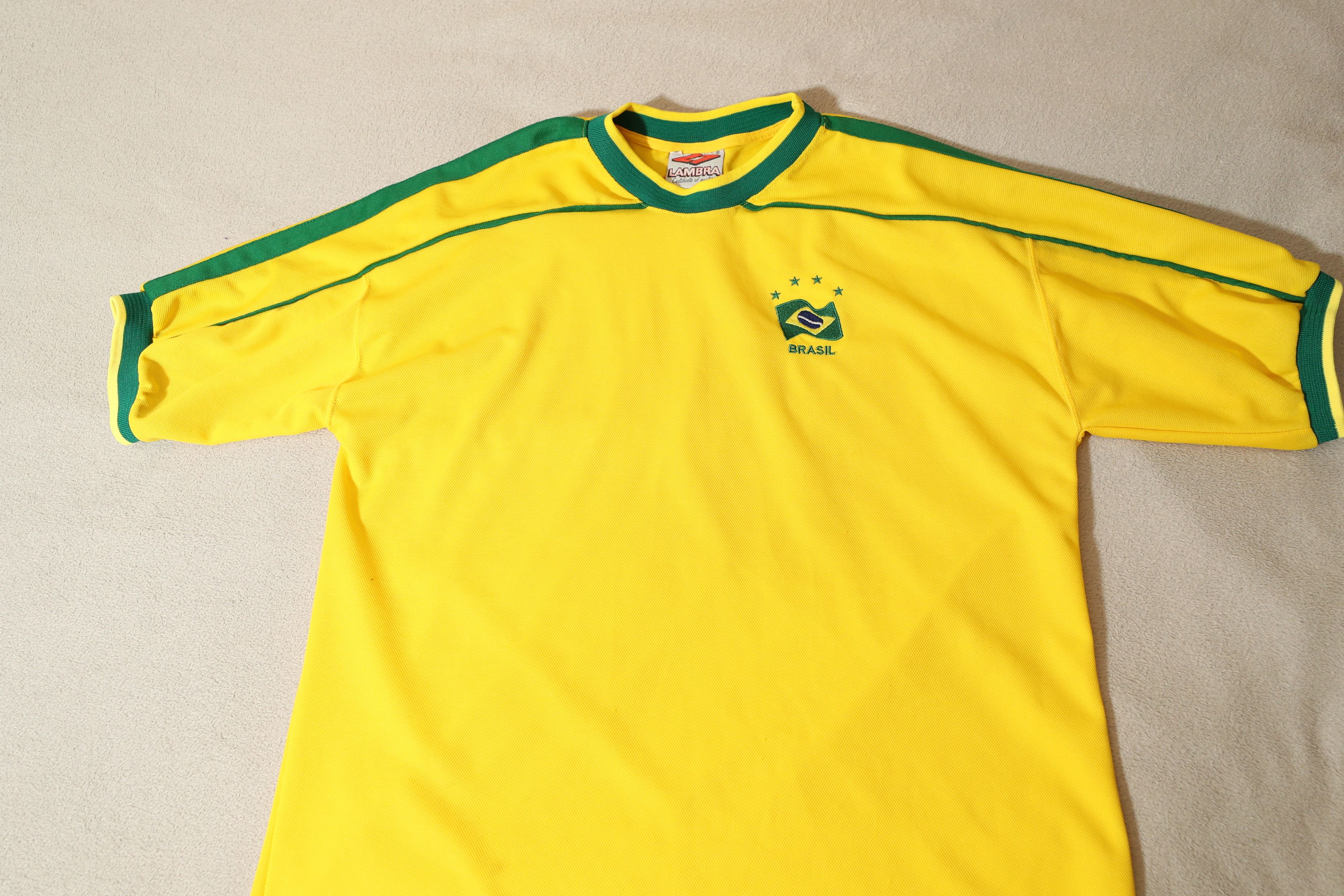 Vintage Vintage Lambra Brazil Soccer Jersey (L) Size US L / EU 52-54 / 3 - 3 Thumbnail