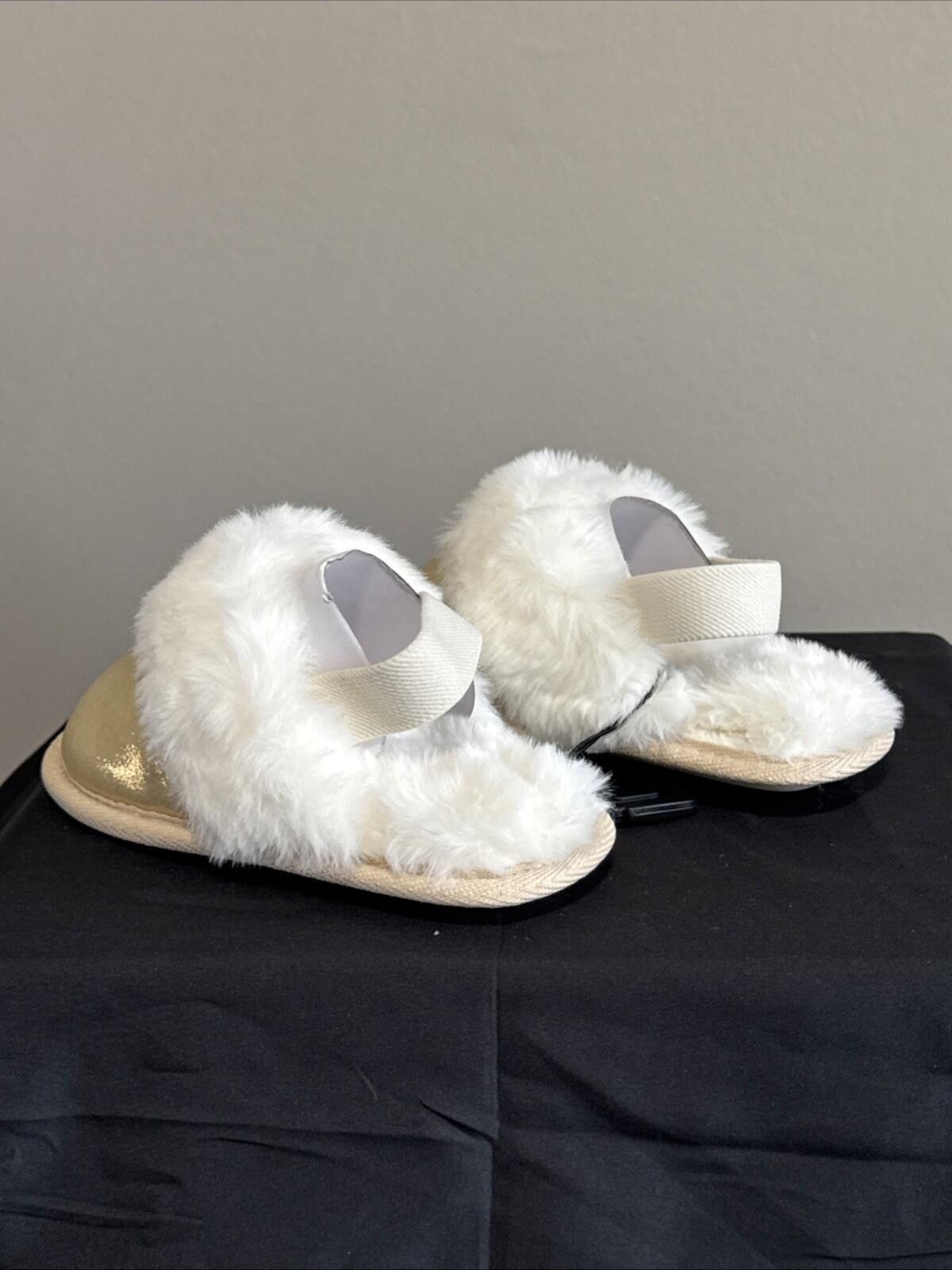 Other Holiday Time Mommy & Me Metallic Gold Slippers 9-10 (364) Size US 9.5 / IT 39.5 - 3 Thumbnail
