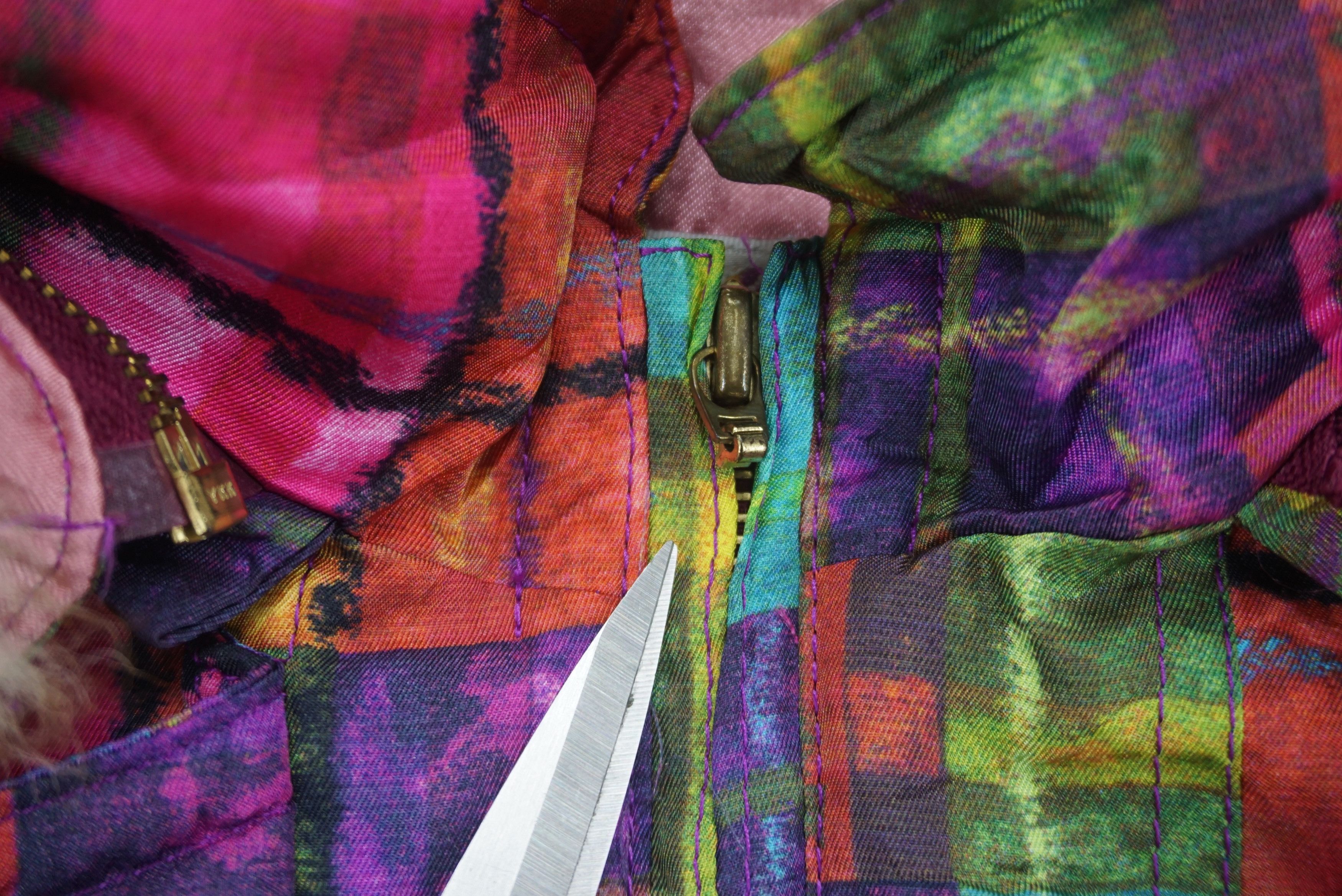Japanese Brand Vintage Mistral Ski Jacket Rainbow Faux Fur Hooded Windbreak Size S / US 4 / IT 40 - 7 Thumbnail