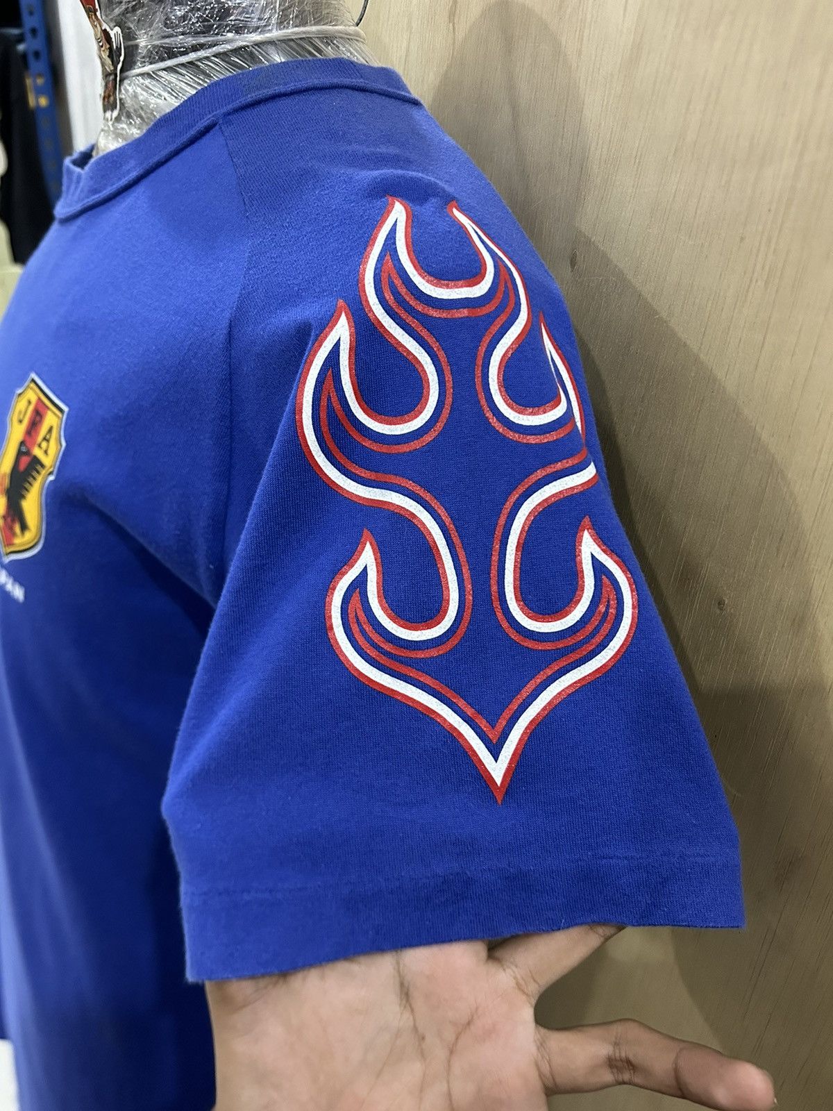 Japanese Brand Vintage 1996 Japan JFA Nakata 8 Flames Sleeve Tee Size US M / EU 48-50 / 2 - 3 Thumbnail