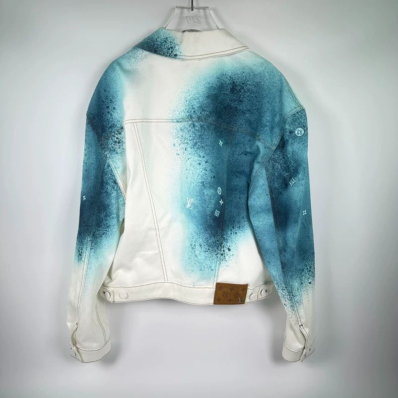 Louis Vuitton Louis Vuitton Gradient starry sky ink-splashing denim jack Size US M / EU 48-50 / 2 - 2 Thumbnail