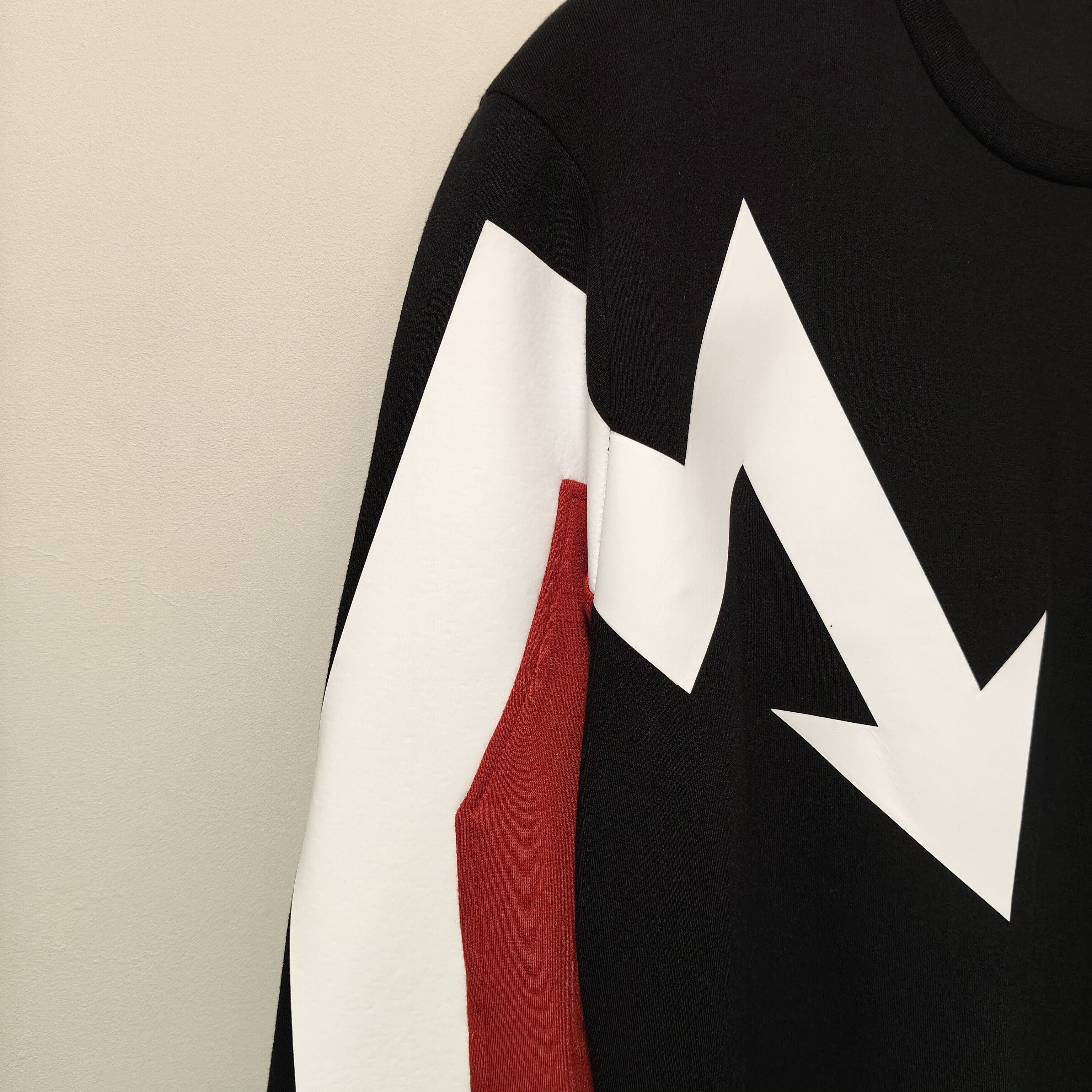 Neil Barrett arrow print neoprene sweatshirt Size US L / EU 52-54 / 3 - 5 Thumbnail