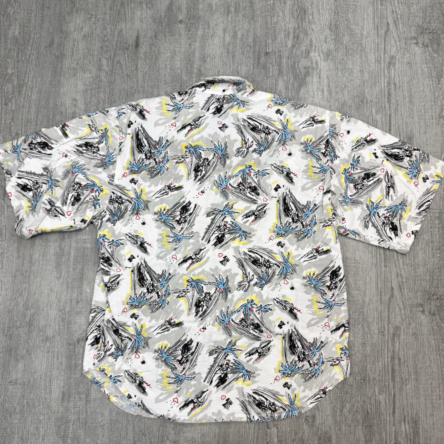 Vintage VINTAGE Heet Tropical Floral Button Shirt M White 90s Summer Beach Party Men's Size US M / EU 48-50 / 2 - 5 Thumbnail