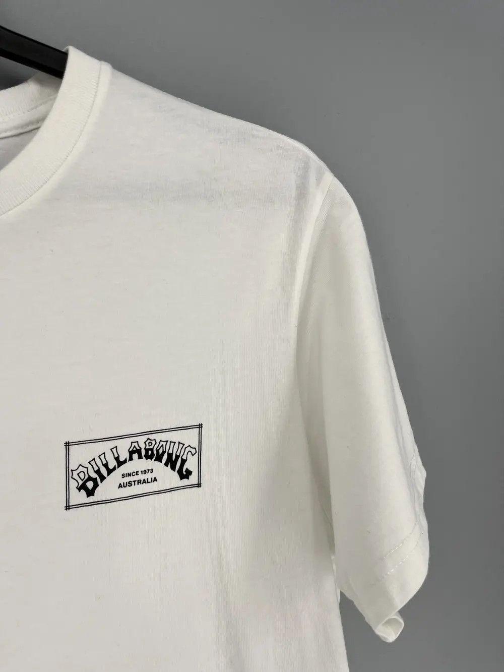 Billabong Vintage Billabong Mini Logo Australia White shirt Surf Wear Size US M / EU 48-50 / 2 - 5 Thumbnail
