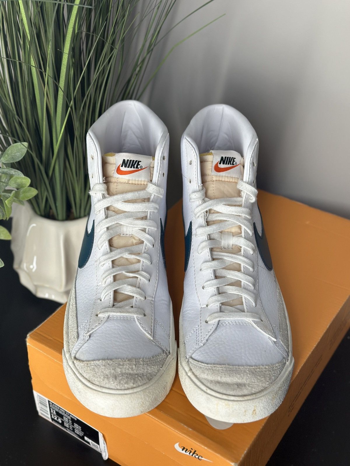 Nike Nike Blazer MID ‘77 VNTG Size US 11 / EU 44 - 3 Thumbnail