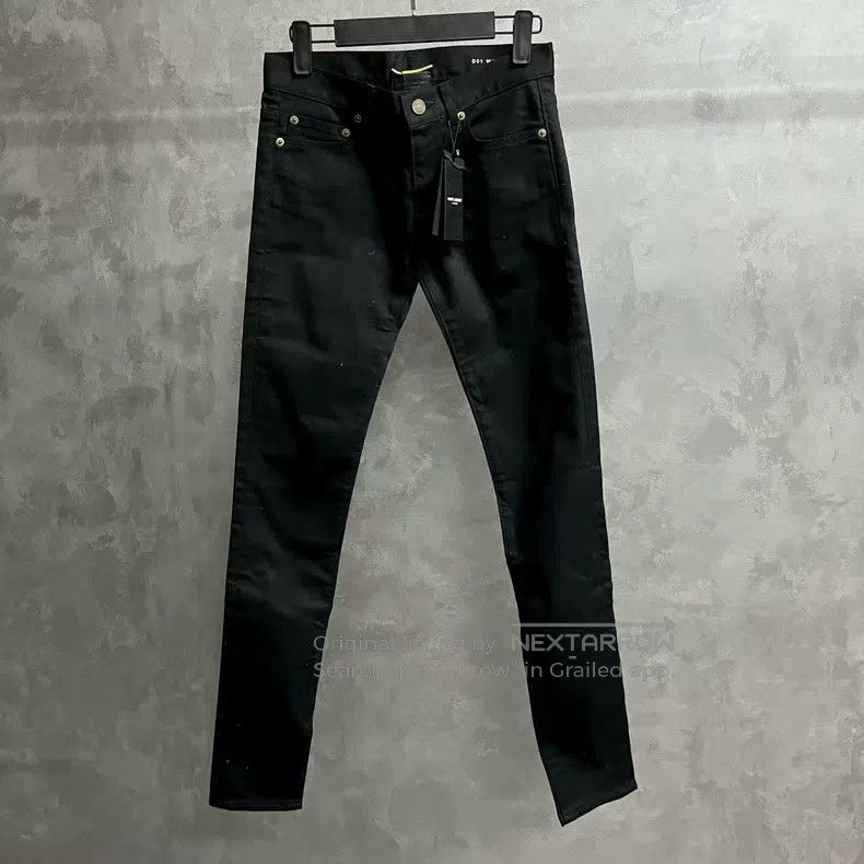 Saint Laurent Paris Saint Laurent Paris Classic Black Solid Button Mid Rise St Size 25" / US 0 / IT 36 - 1 Thumbnail