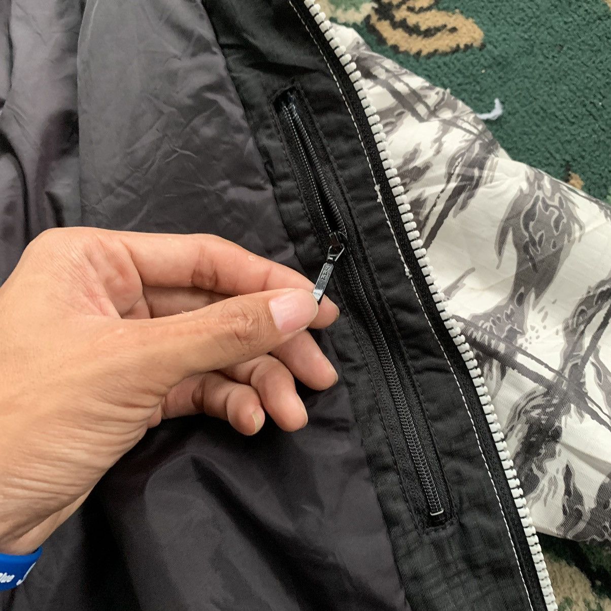 Other kissmark ski jacket tiger stripe Size US L / EU 52-54 / 3 - 11 Thumbnail