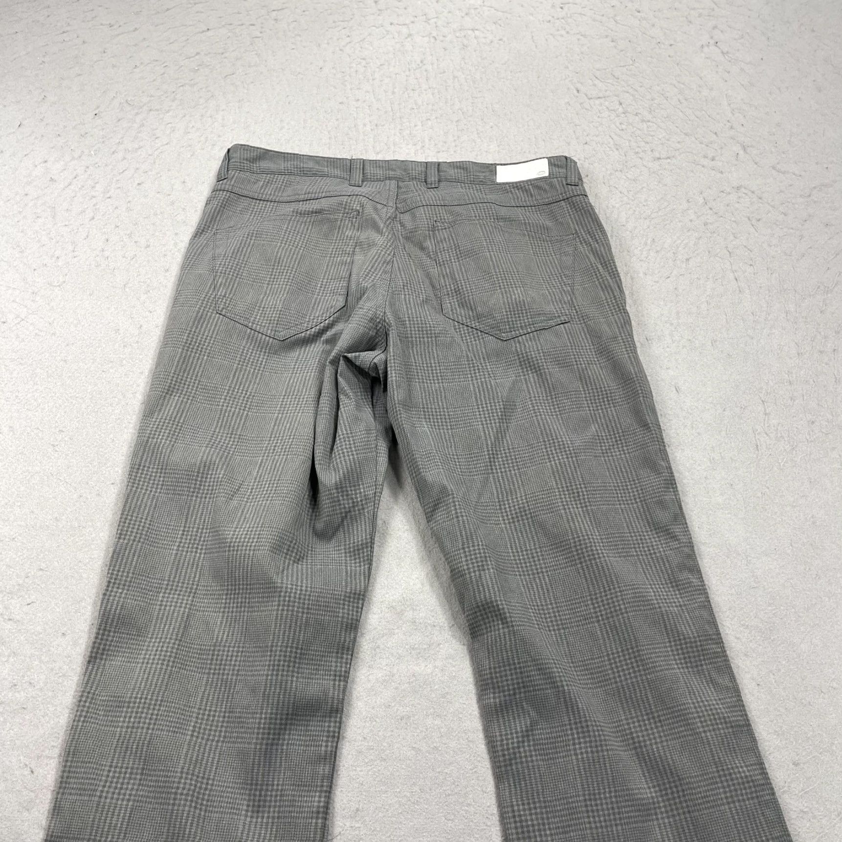 Peter Millar Peter Millar Golf Pants Mens 32x32 Gray Plaid Five Pocket Performance Crown Shirt? Size US 32 / EU 48 - 7 Thumbnail