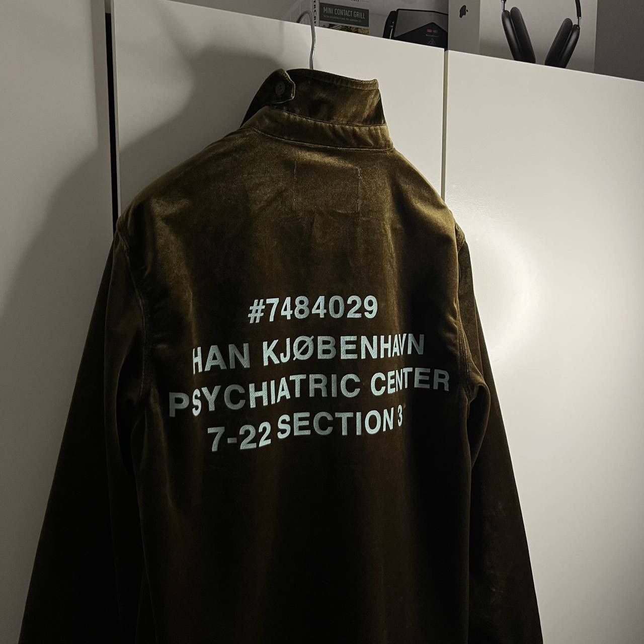 Han Kjobenhavn Psychiatric Center Brown Velvet Shirt