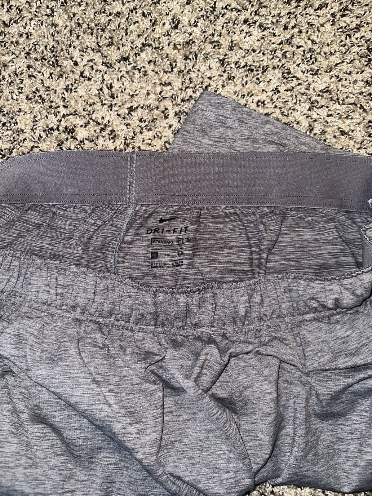 Nike Nike Shorts Size US 42 / EU 58 - 3 Thumbnail