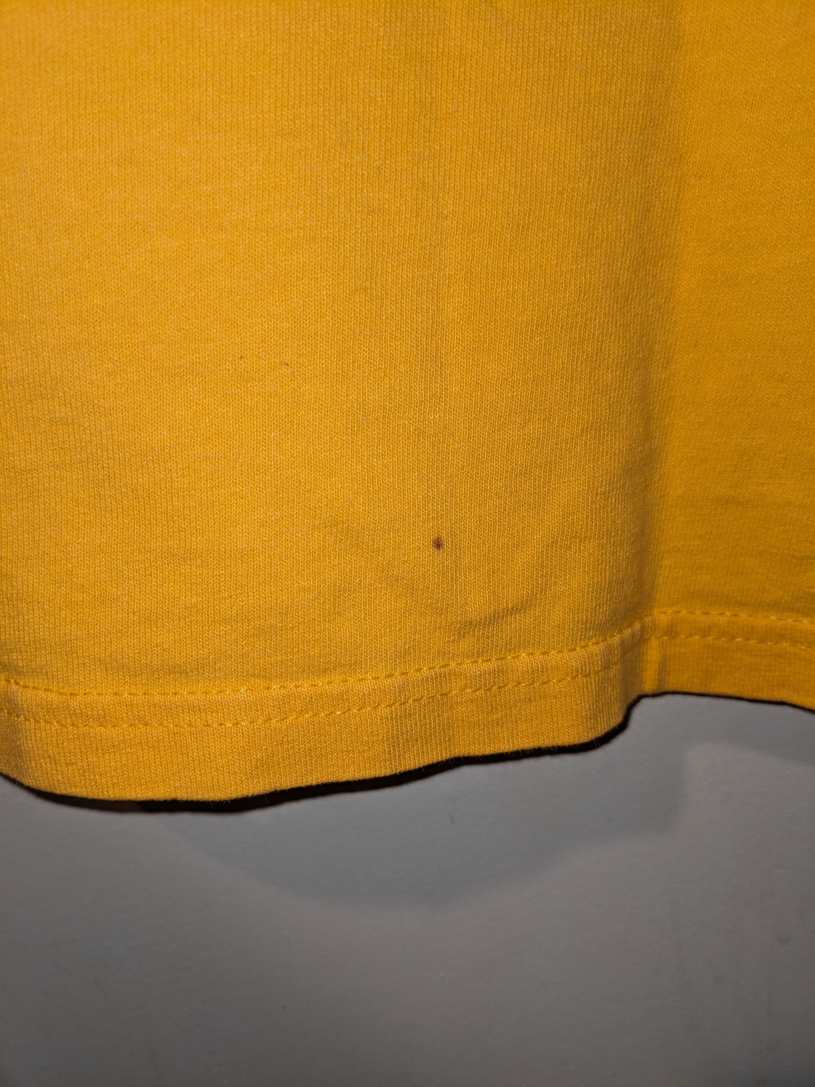 Nike × Vintage Vintage Y2K Nike Center Swoosh Yellow Large T-Shirt Size US L / EU 52-54 / 3 - 9 Thumbnail