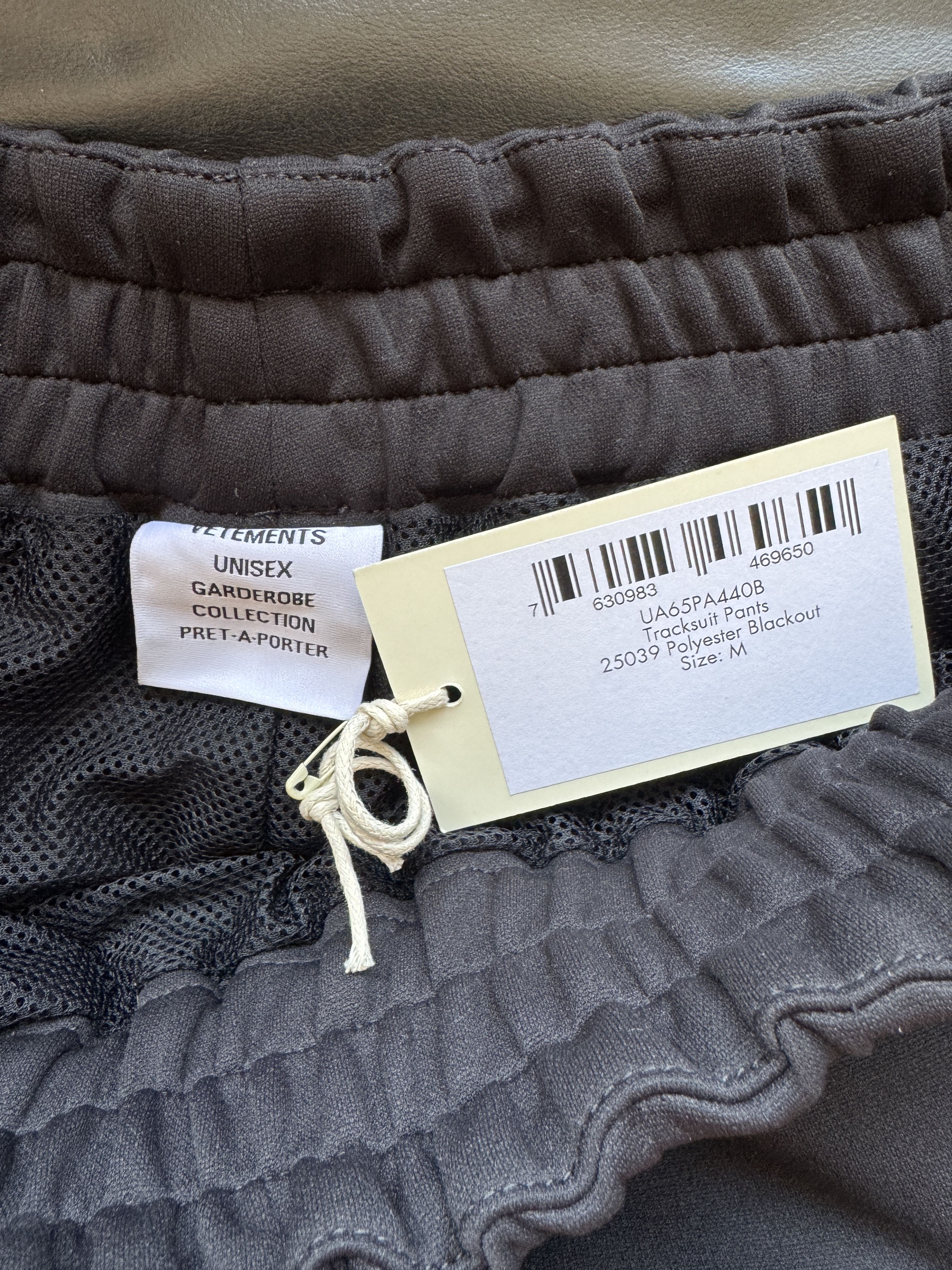 Vetements Blackout oversized tracksuit pants Size US 34 / EU 50 - 11 Thumbnail