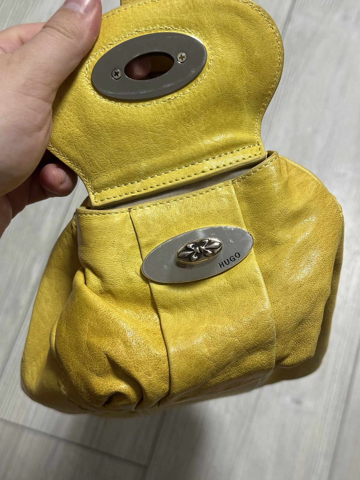 Hugo Boss Hugo Boss Calf Skin Leather Bag Shoulder Handle Slouch Size ONE SIZE - 6 Thumbnail
