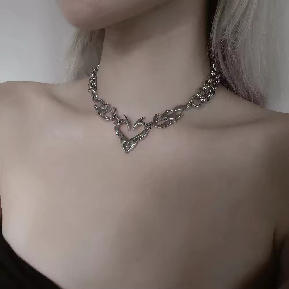 Jewelry Cutout Flame Love Necklace Size ONE SIZE - 4 Thumbnail