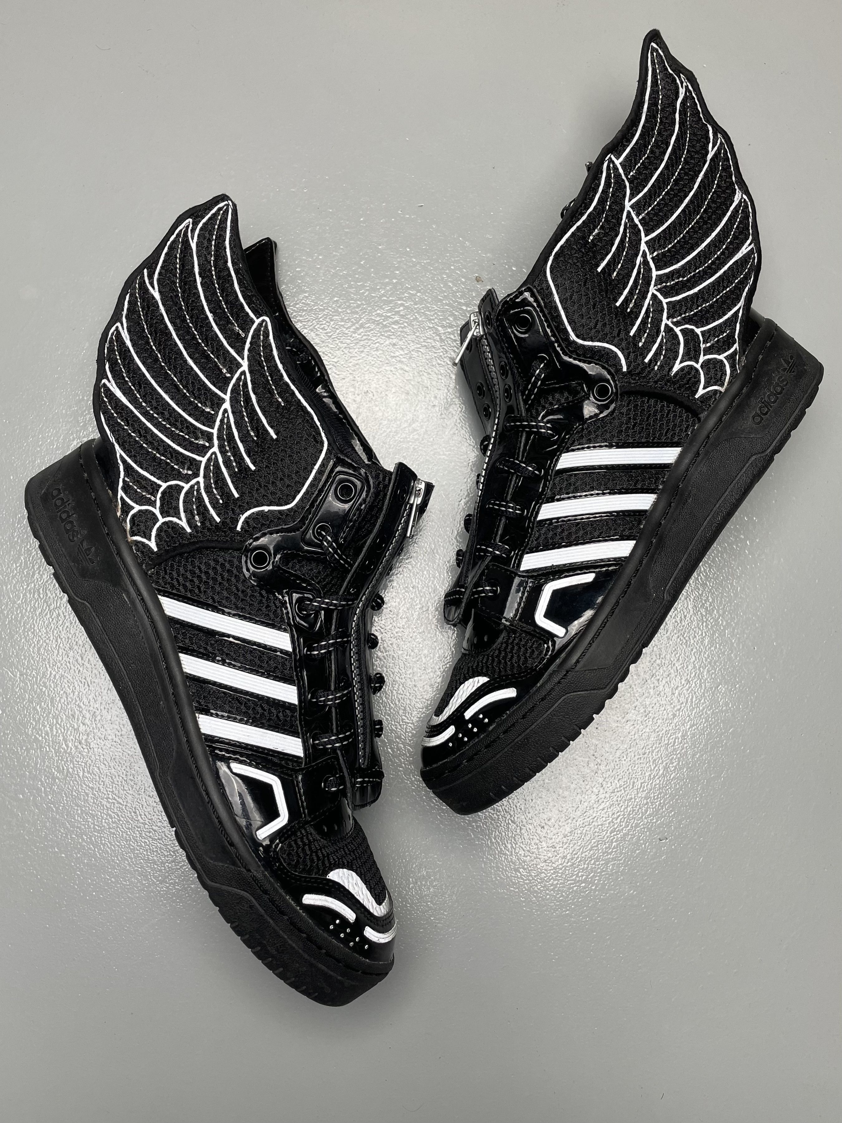 Adidas × Jeremy Scott adidas X Jeremy Scott 2015 JS Wings 2.0 Mesh black Size US 9 / EU 42 - 4 Thumbnail