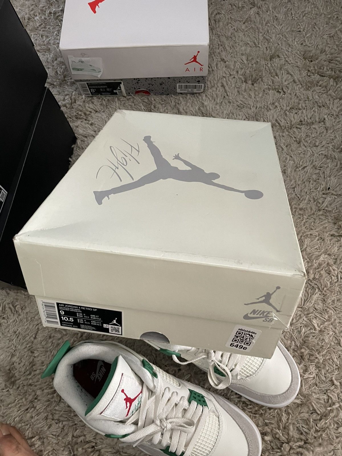 Jordan Brand Jordan 4 SB Pine Green Size US 9 / EU 42 - 13 Thumbnail