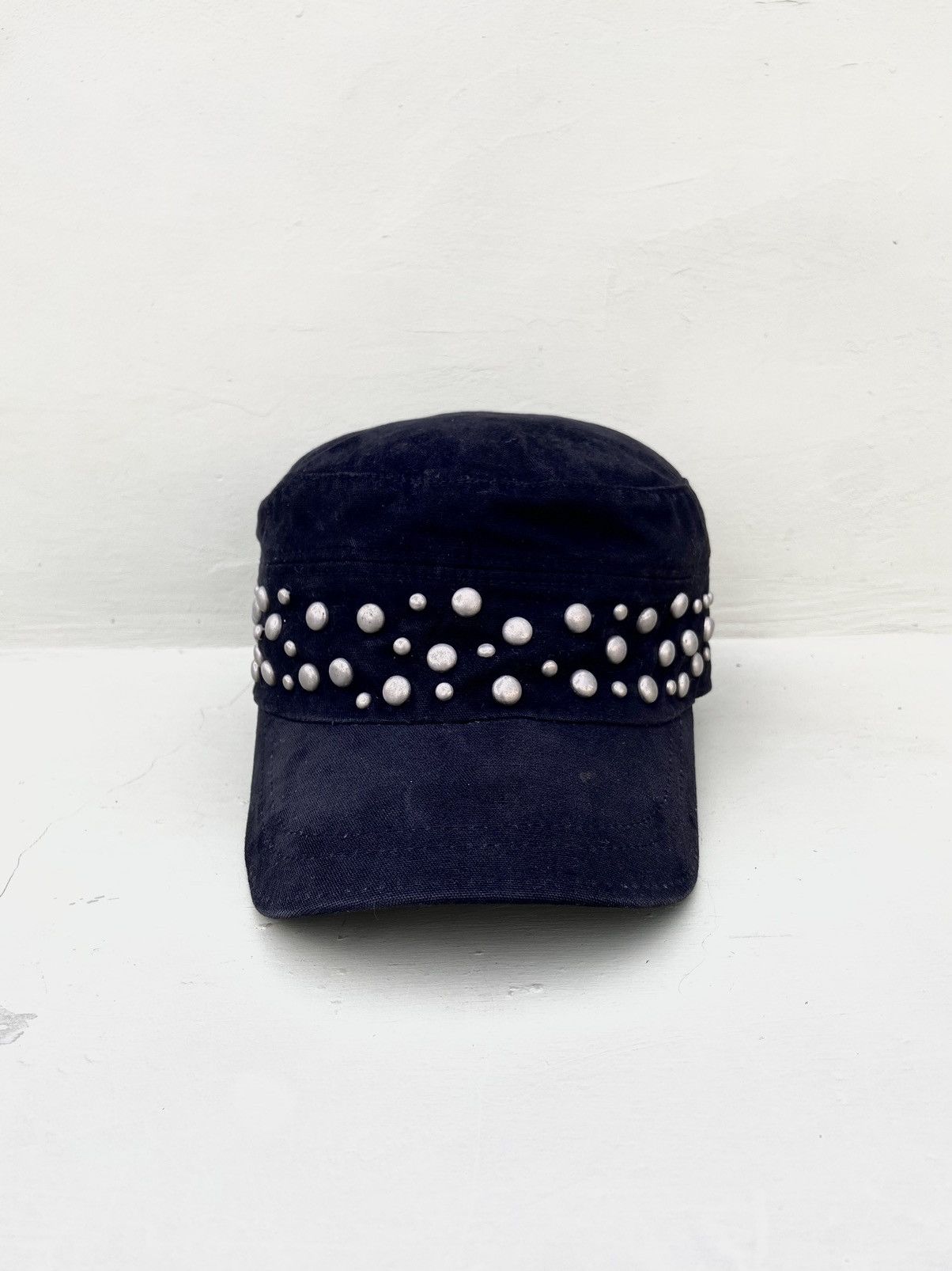 If Six Was Nine × Japanese Brand × Le Grande Bleu (L.G.B.) 2000s punk studded pearl ifsixwasnine patrol hat Size ONE SIZE - 1 Thumbnail
